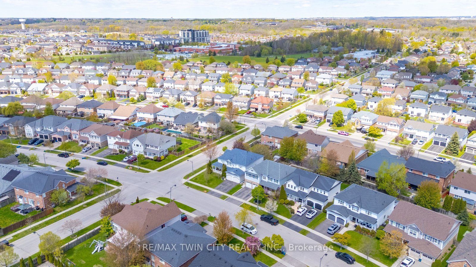 20 Webb Avenue #Upper, Brantford, ON N3T 6S5 photo 5