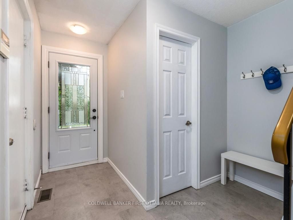 75 Sundback Lane, Kanata, ON K2L 2W8 photo 5