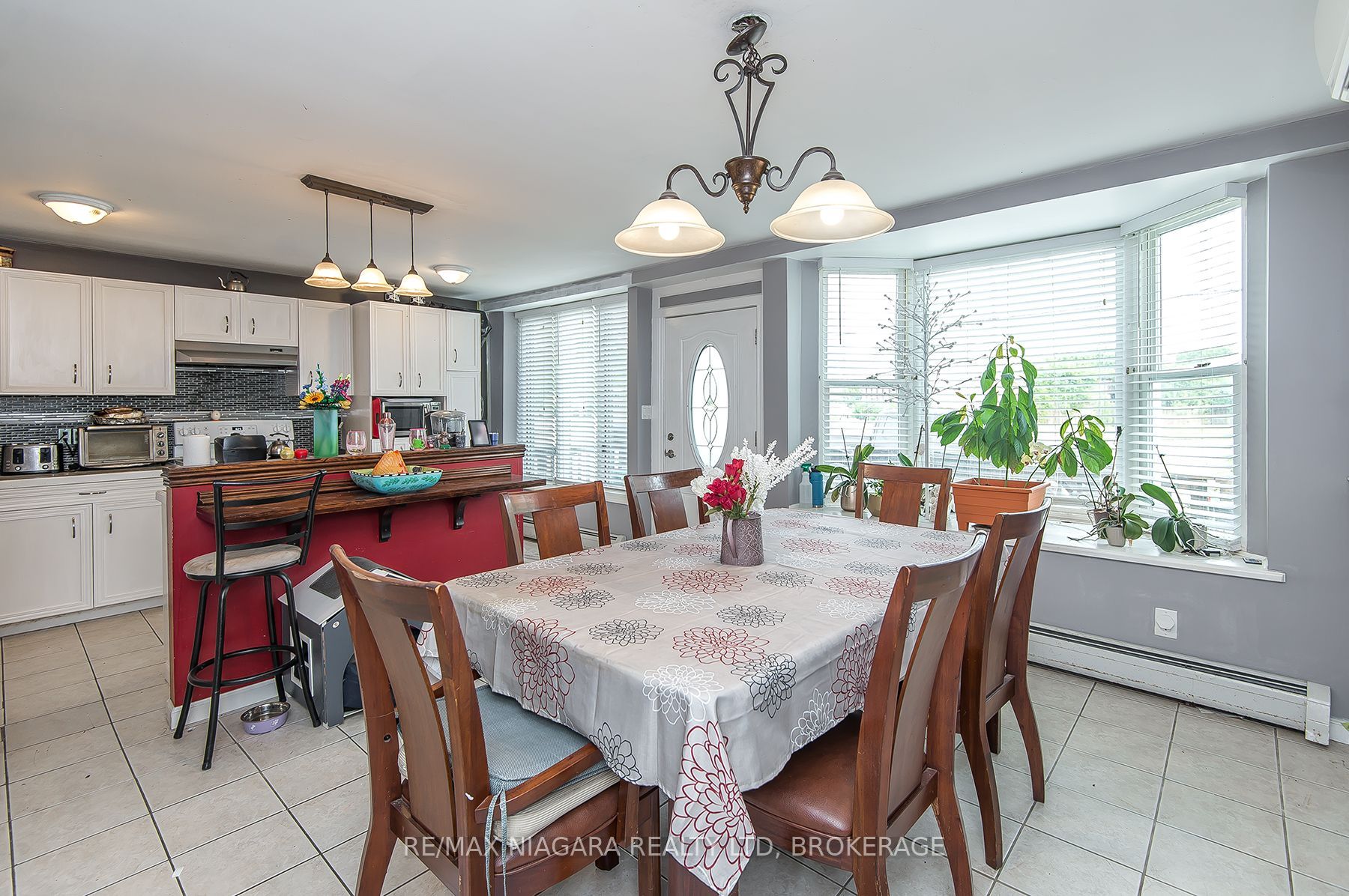 98 Chippawa Road, Port Colborne, ON L3K 1T5 photo 5
