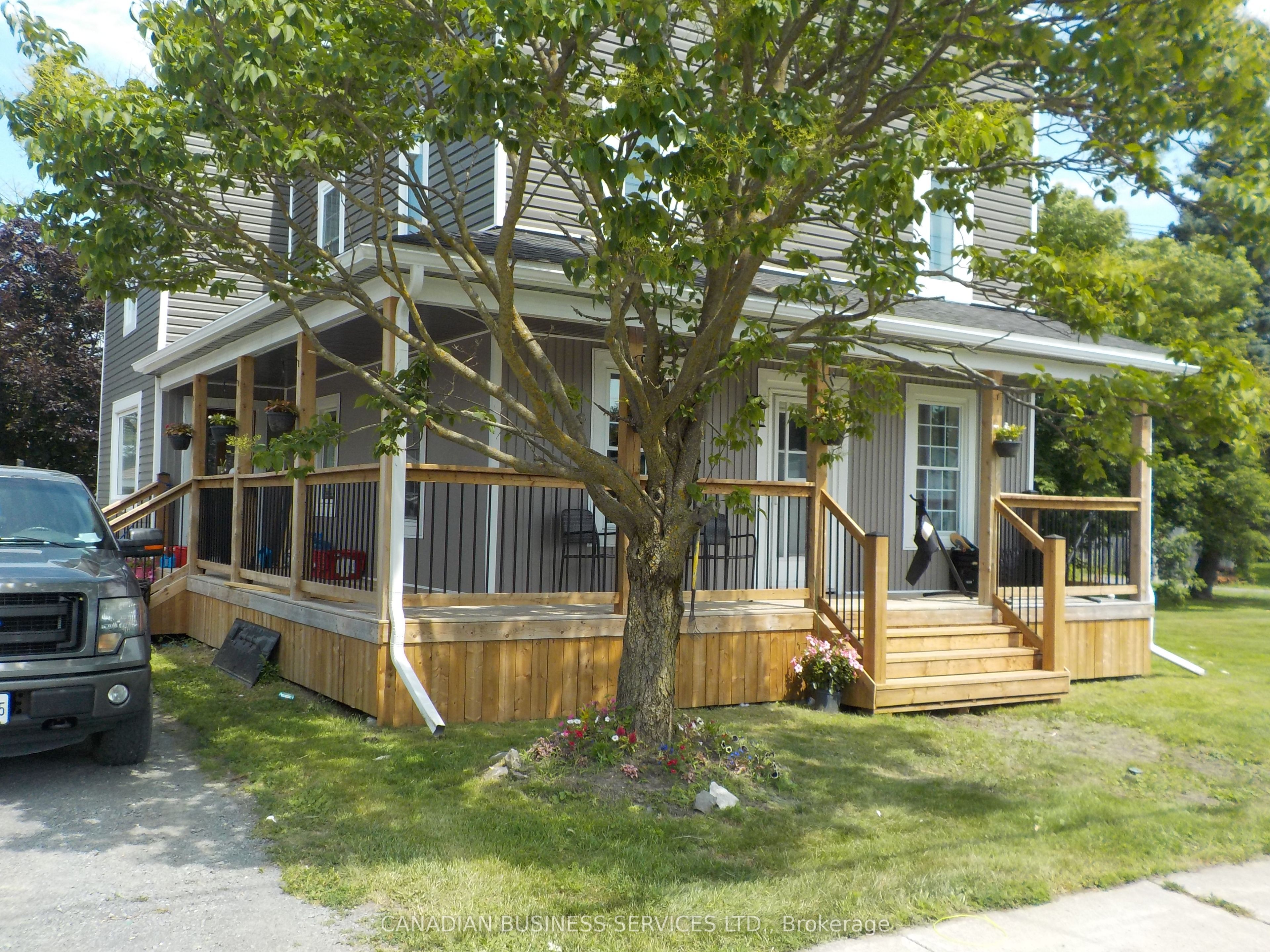 2285 Laval Road S, Clarence-Rockland, ON K0A 1E0 photo 2