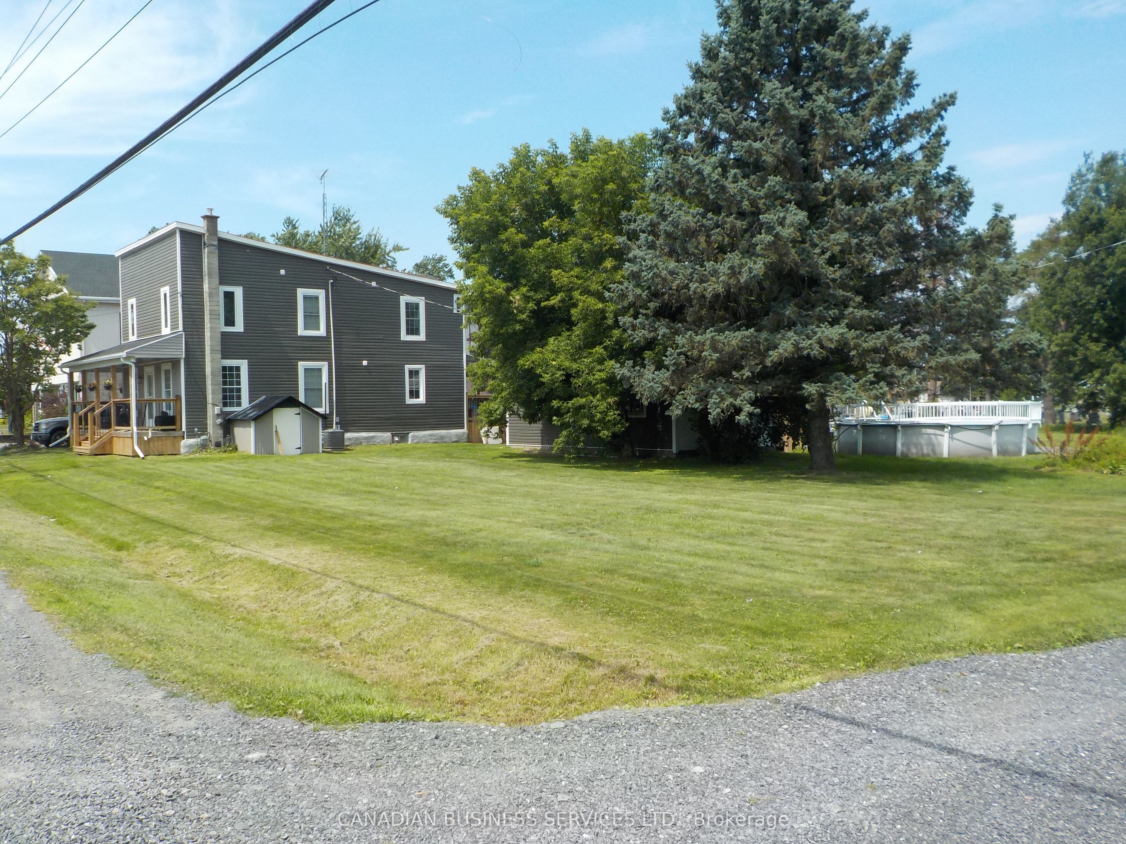 2285 Laval Road S, Clarence-Rockland, ON K0A 1E0 photo 3