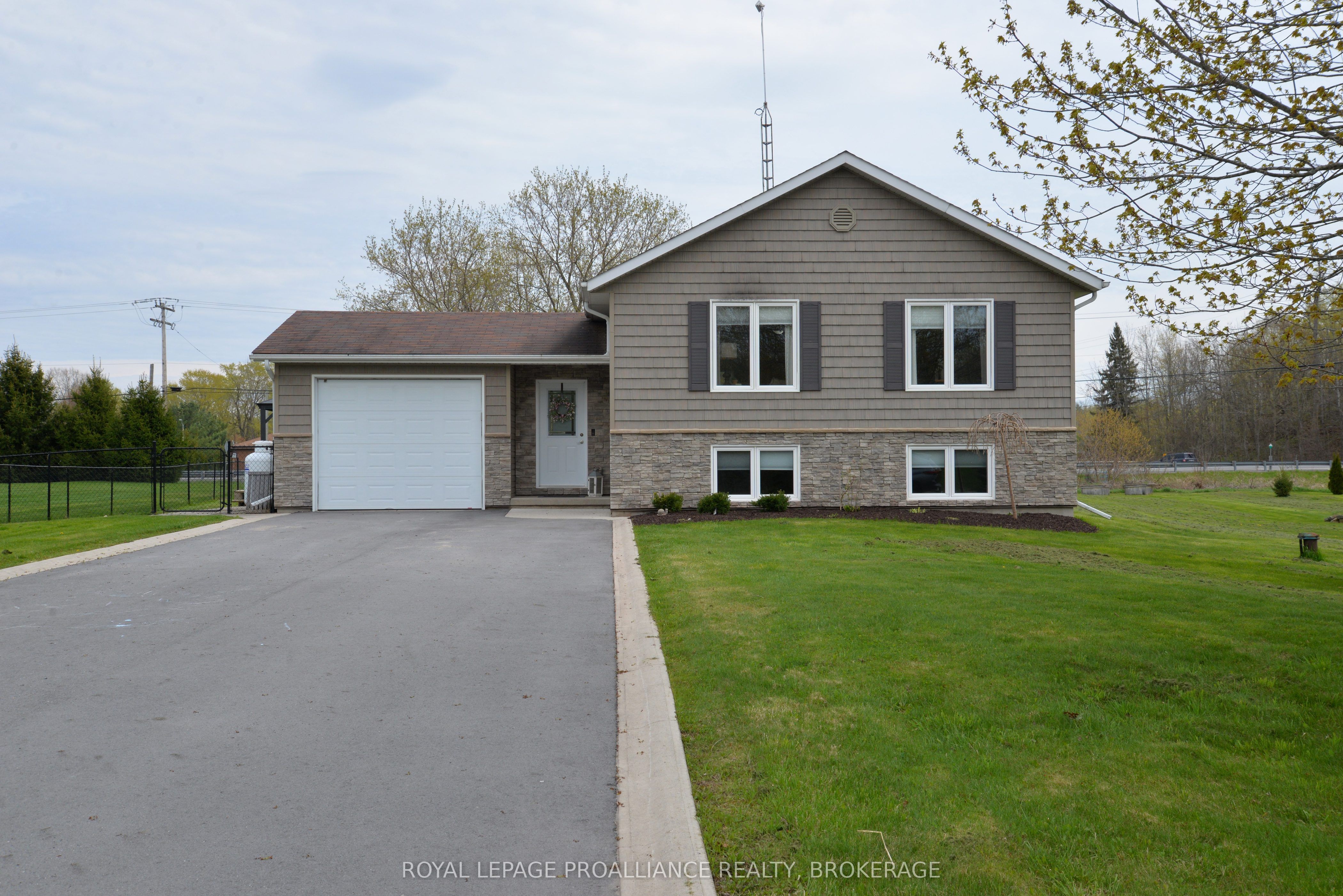 4153 Mangan Boulevard, Kingston, ON K0H 2N0 photo 2