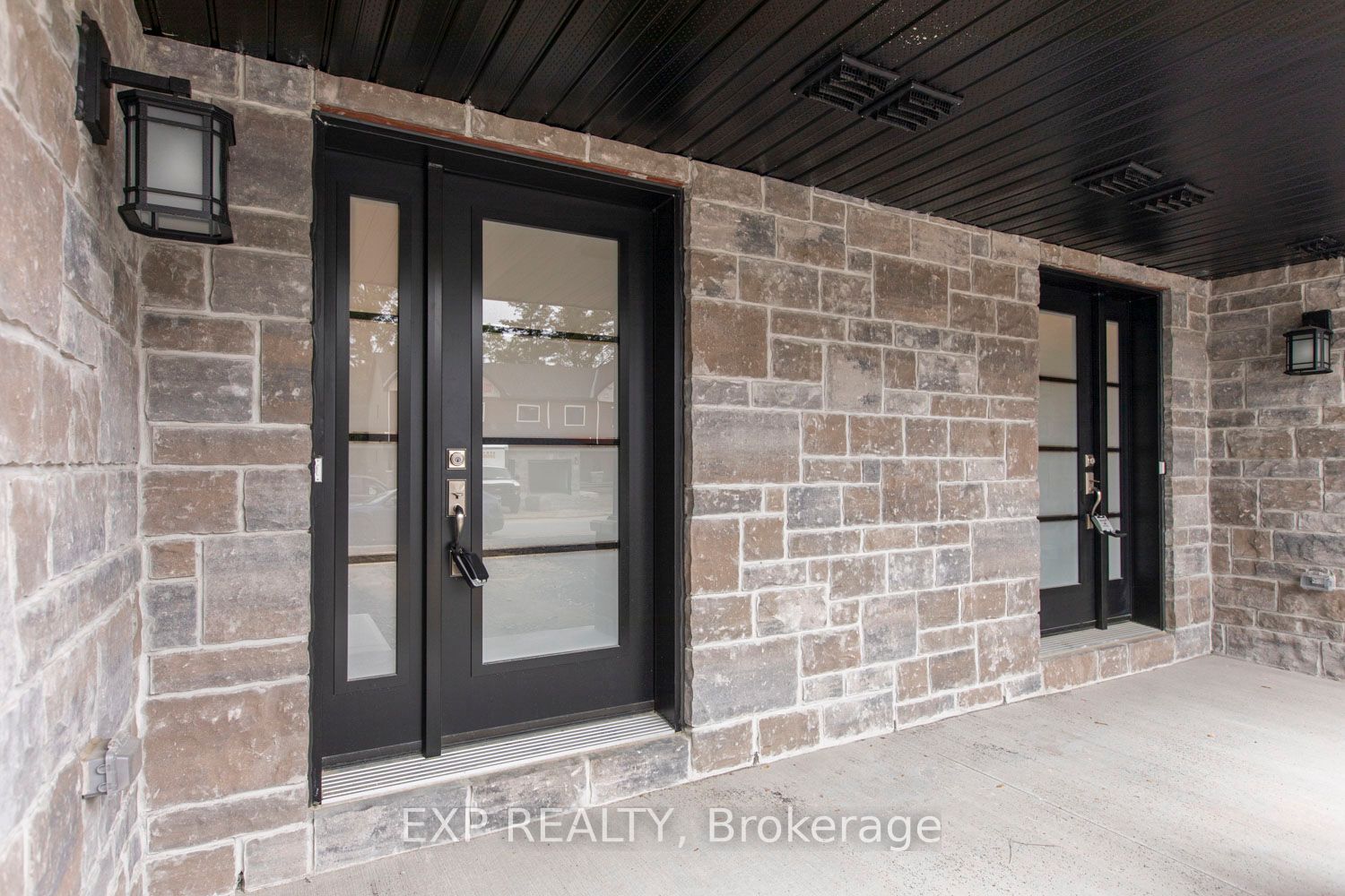 208 Dion Avenue, Clarence-Rockland, ON K4K 0M3 photo 3