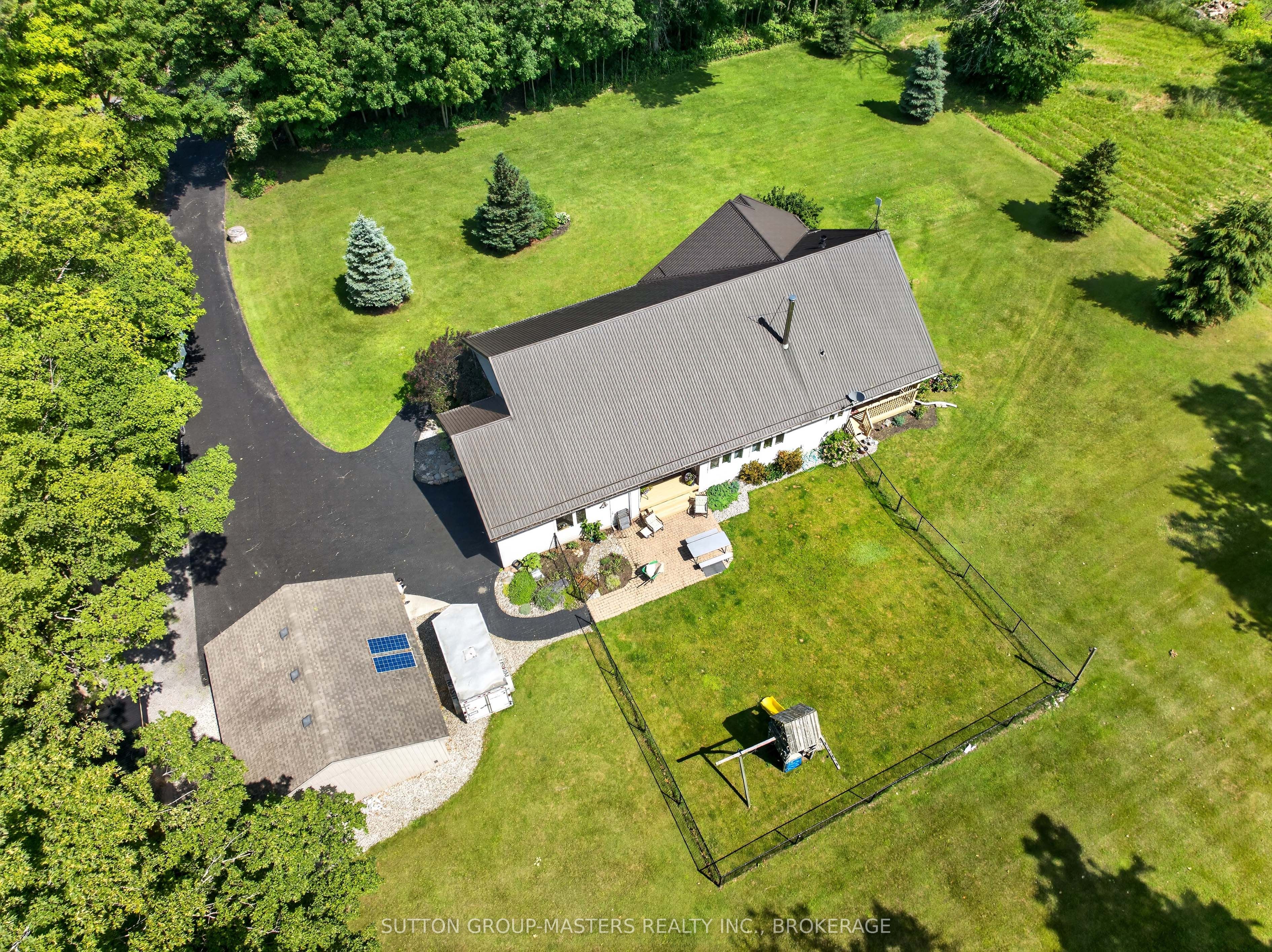 710 Maple Road, Loyalist, ON K0H 2H0 photo 3