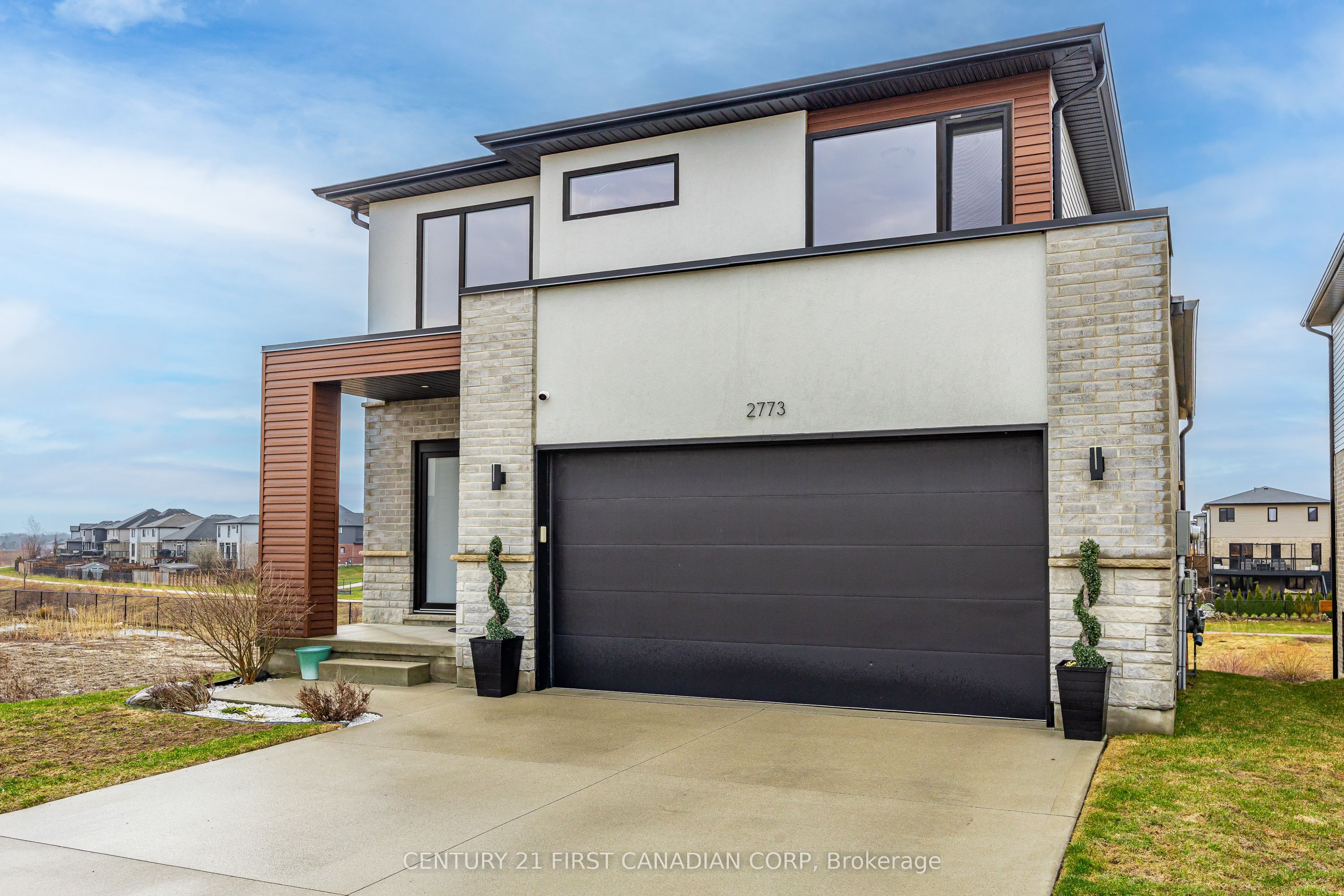 2773 Heardcreek Trail, London North, ON N6G 0W1 photo 4