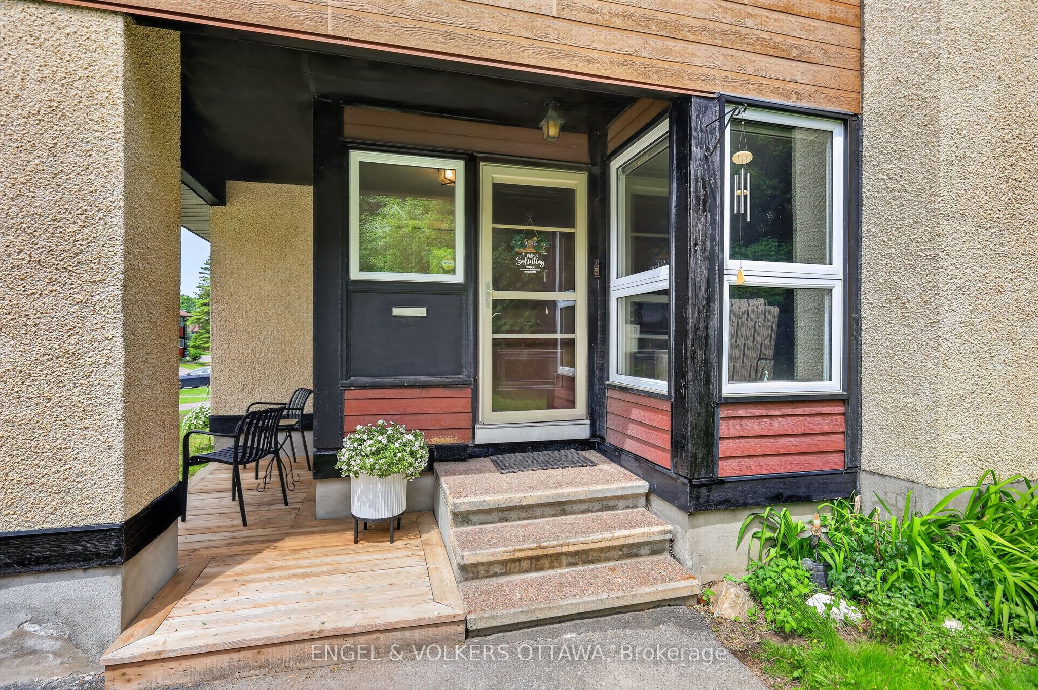 164 McClintock Way 6, Kanata, ON K2L 2A4 photo 4