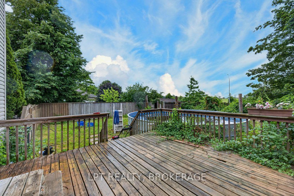 764 Roosevelt Drive, Kingston, ON K7M 8V3 photo 4