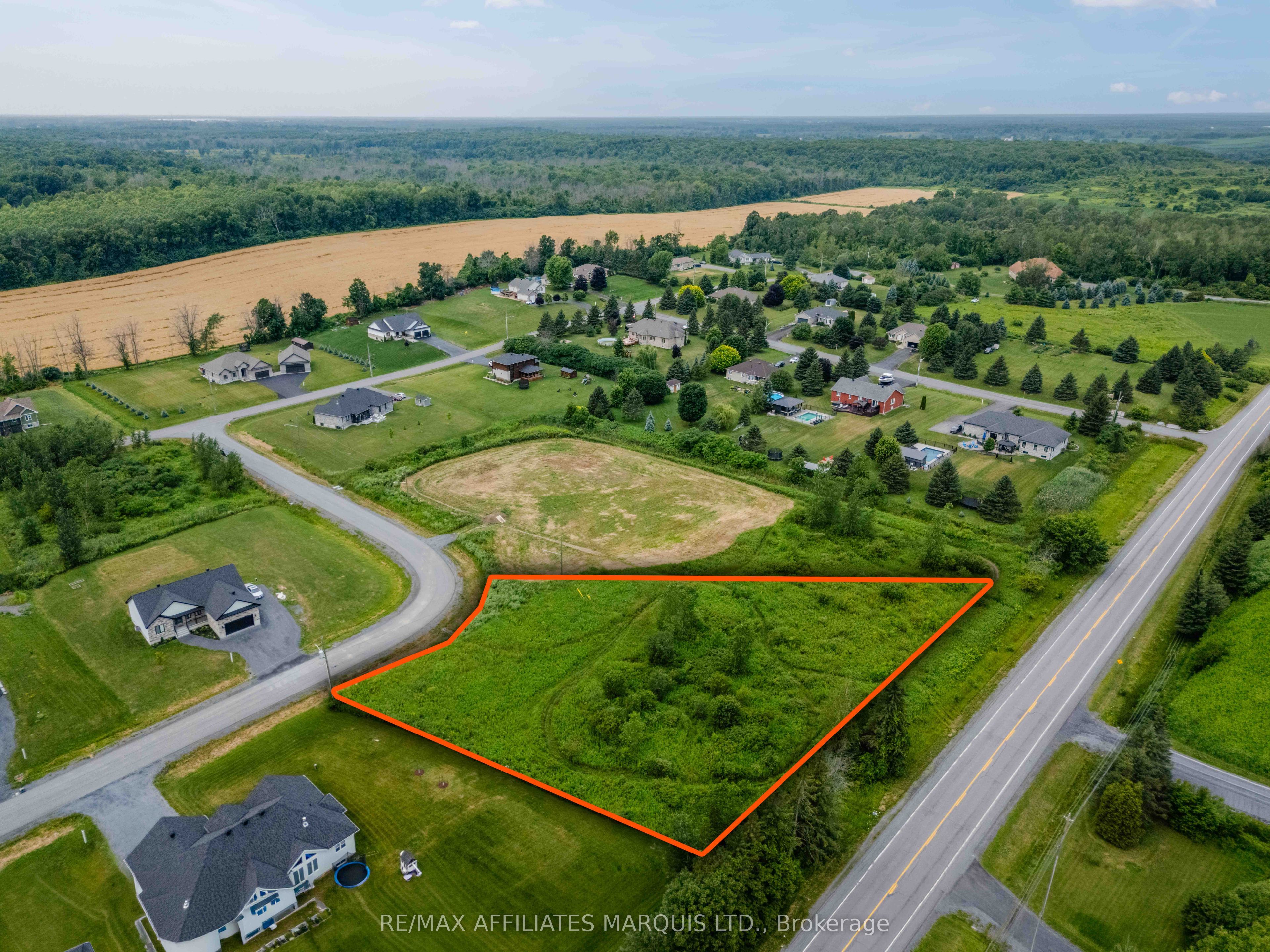 0000 James Crescent, South Glengarry, ON K0C 2E0 photo 2