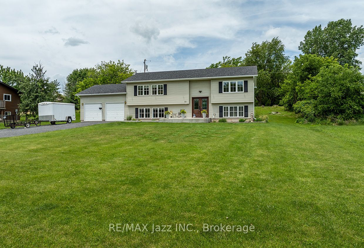 23 Bayview Drive, Greater Napanee, ON K7R 3K8