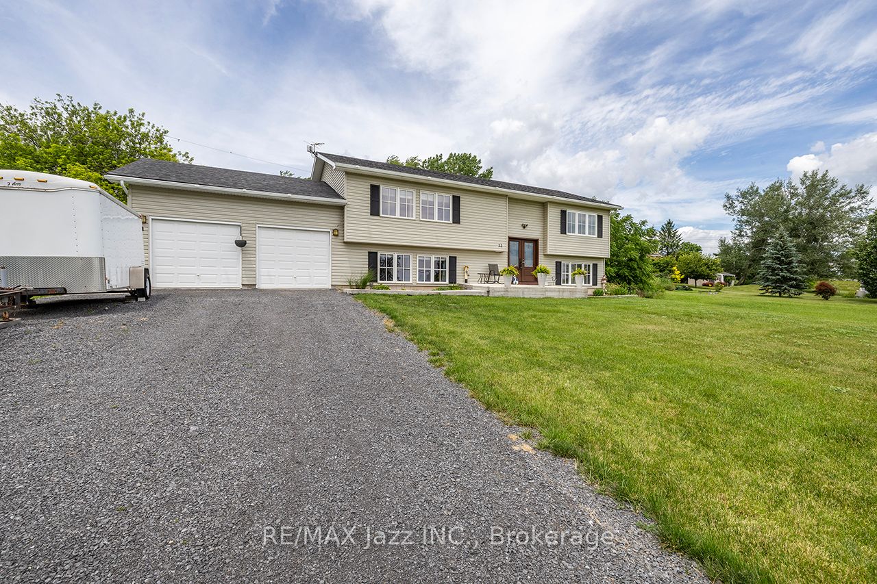 23 Bayview Drive, Greater Napanee, ON K7R 3K8 photo 2