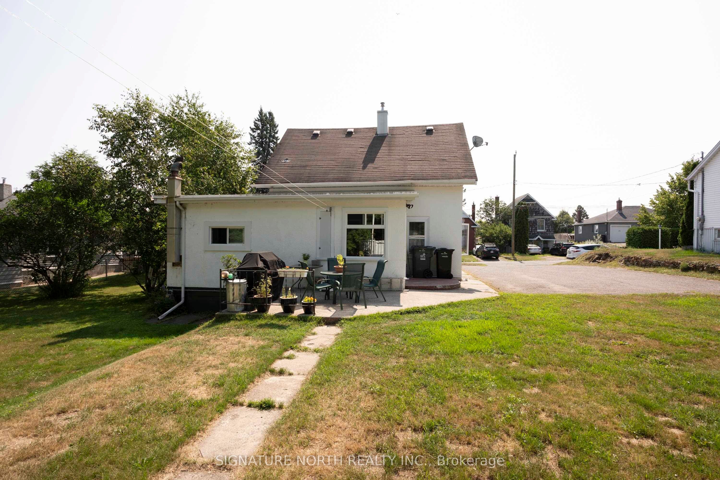 34 Knight Street, Thunder Bay, ON P7A 5M2 photo 4