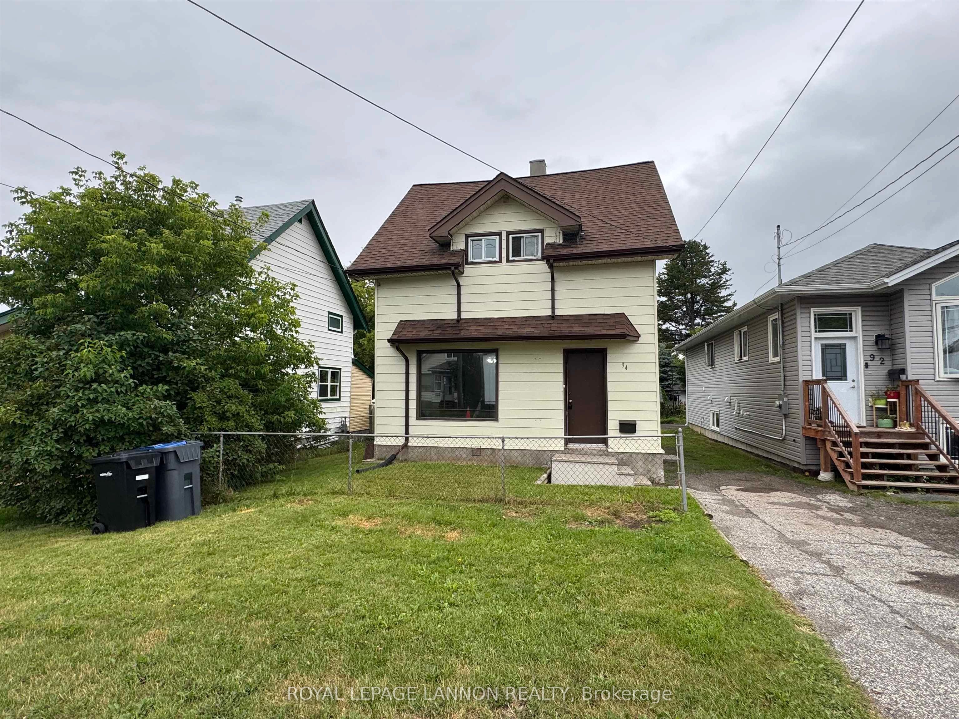 94 Empress Ave. S., Thunder Bay, ON P7B 5N3 photo 3