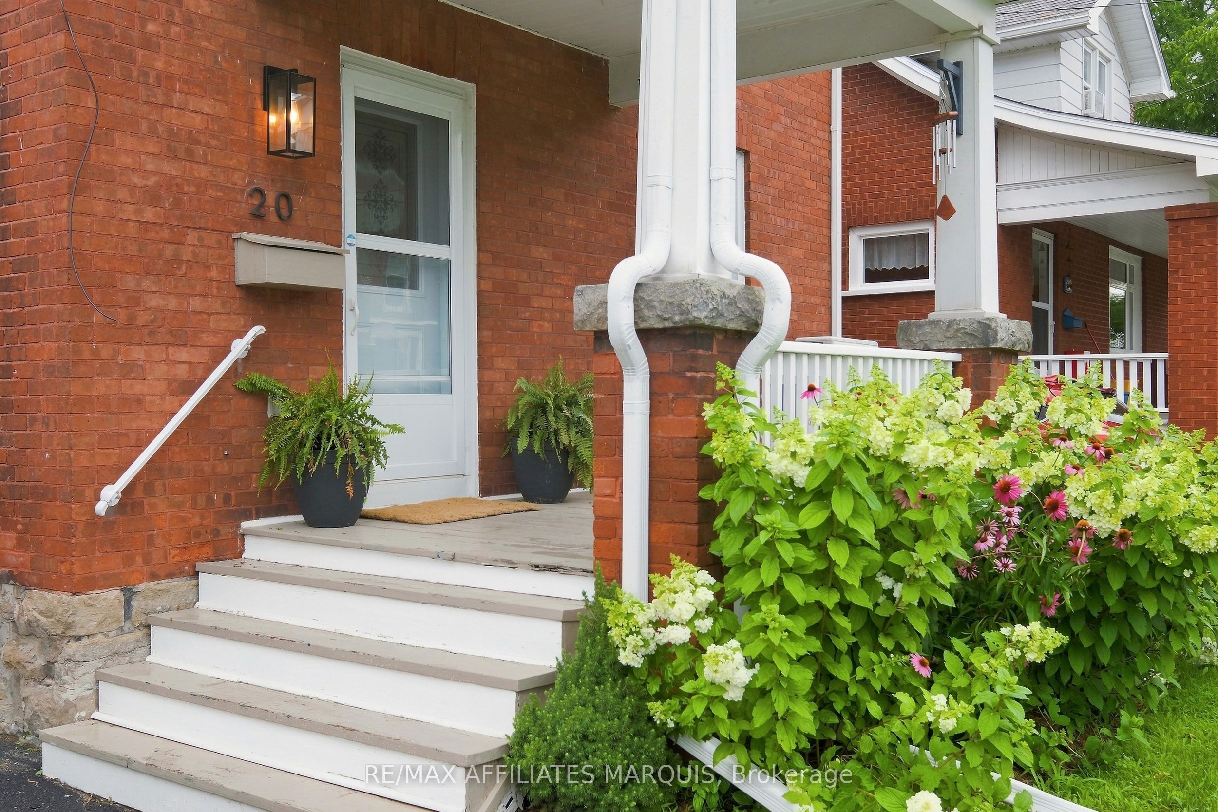 20 James Street, Smiths Falls, ON K7A 1W8 photo 5