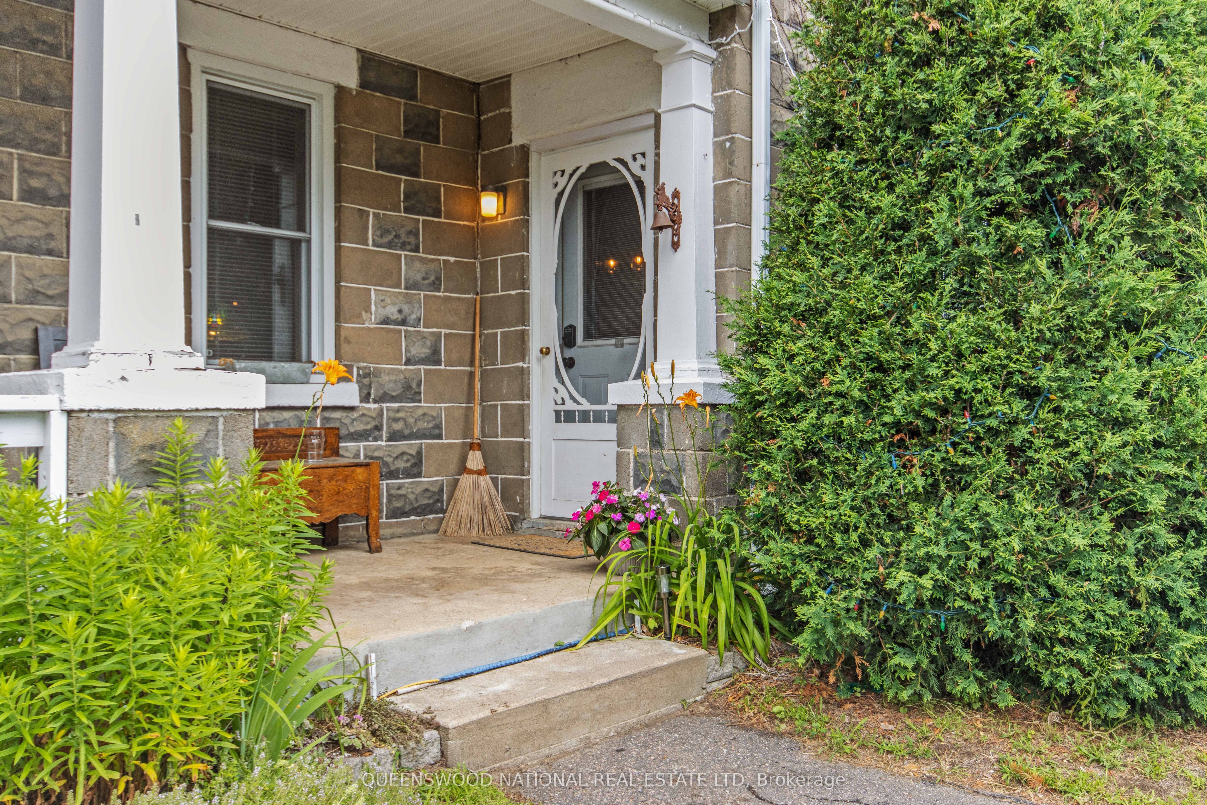 59 Bay Street, Madawaska Valley, ON K0J 1B0 photo 3
