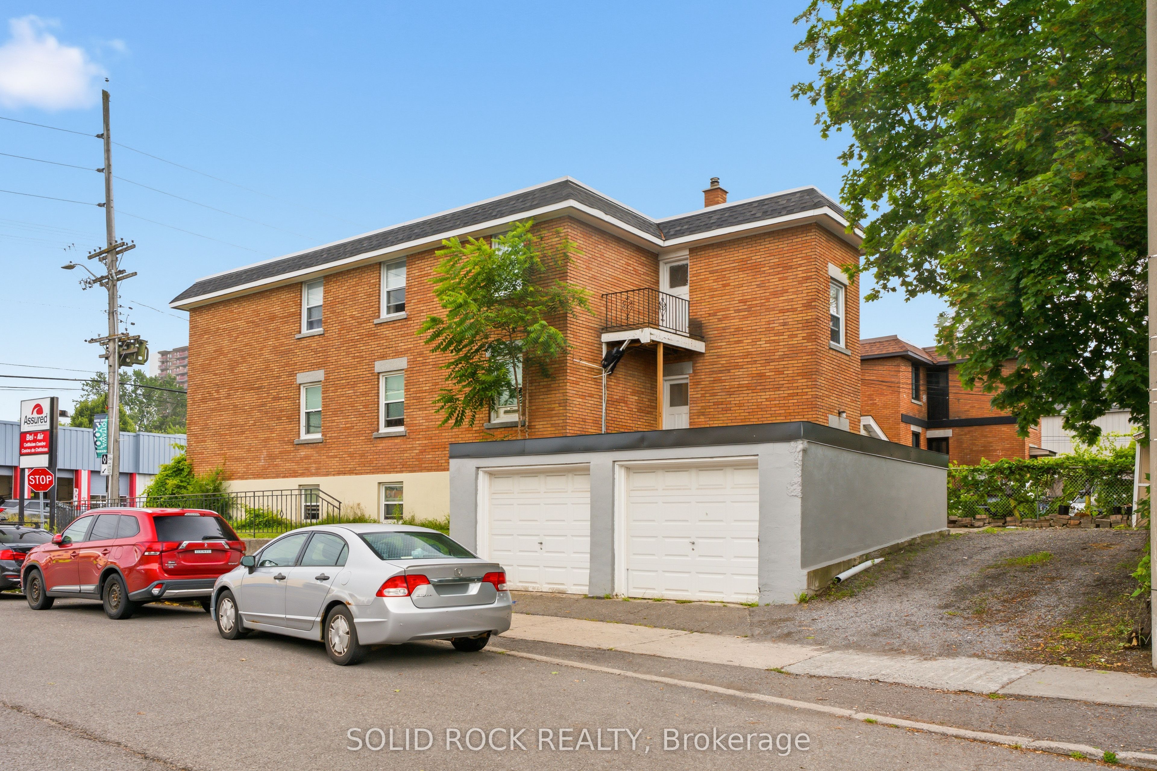 289 Mcarthur Avenue, Vanier and Kingsview Park, ON K1L 6P3 photo 4