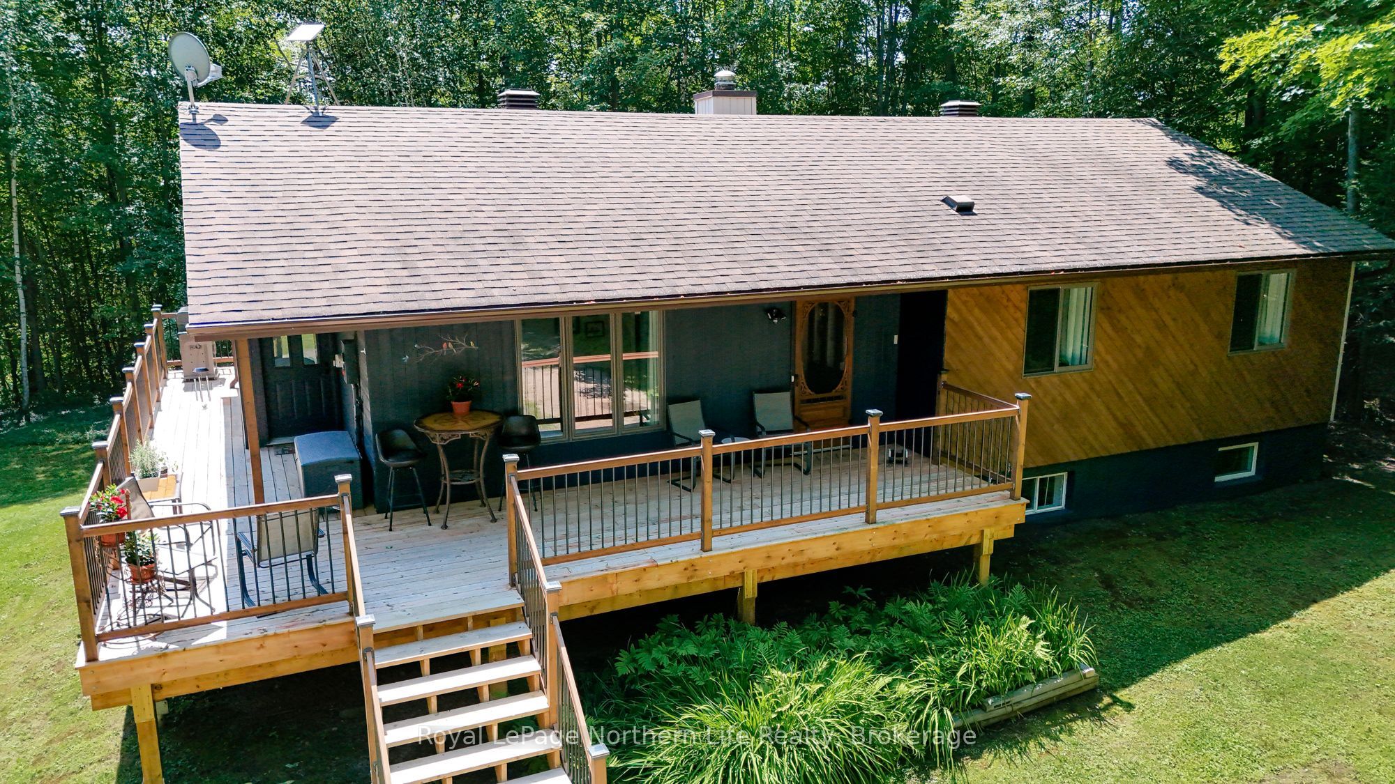 106 Lakeview Court, Bonfield, ON P0H 1E0 photo 3