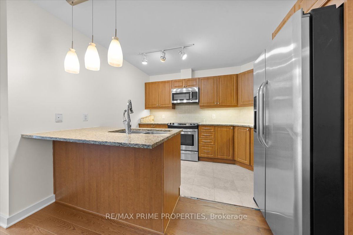 310 Centrum Boulevard 506, Orleans - Cumberland and Area, ON K1E 0A3 photo 4