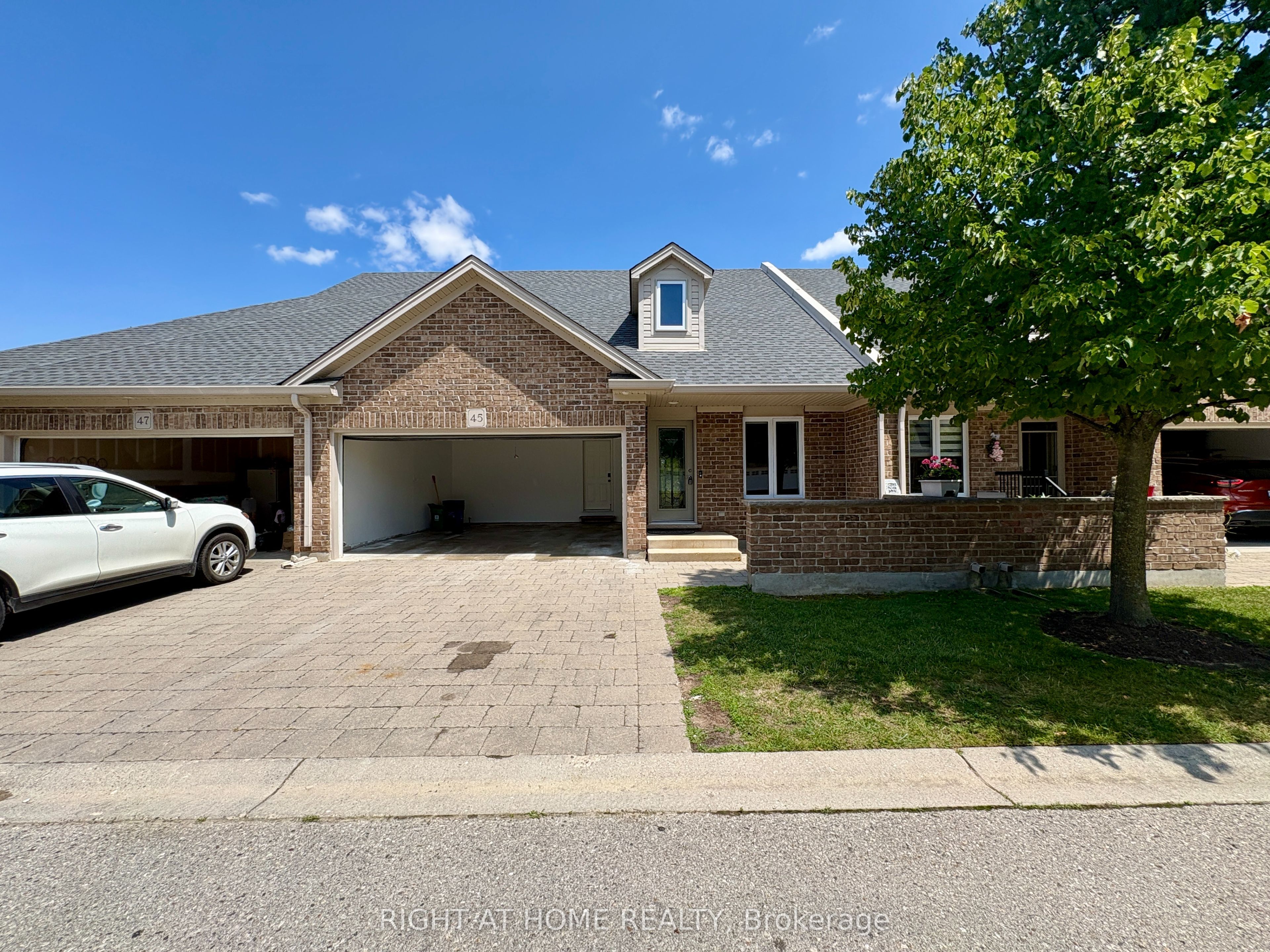 1853 Blackwater Road 45, London North, ON N5V 3N7