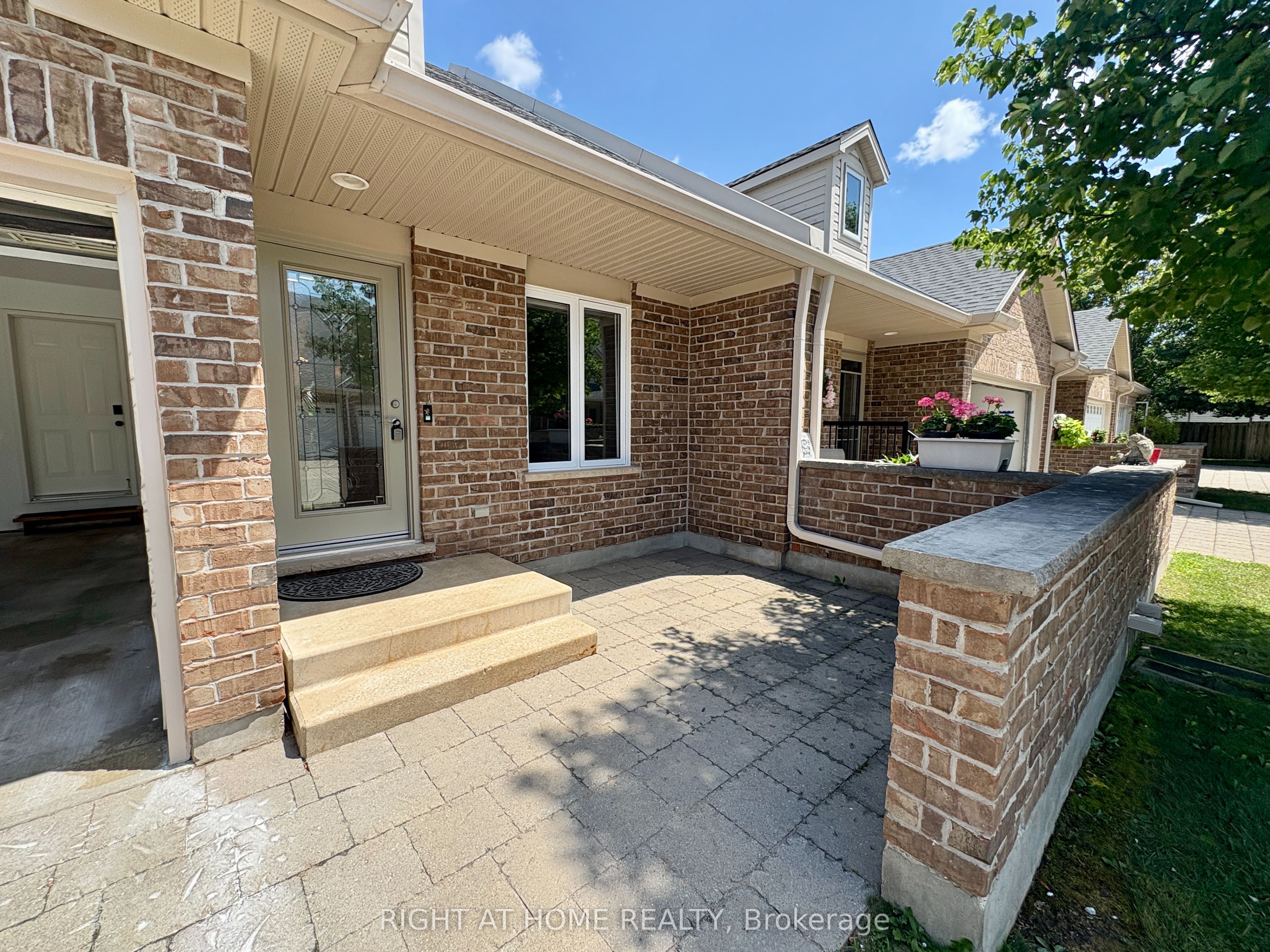 1853 Blackwater Road 45, London North, ON N5V 3N7 photo 2