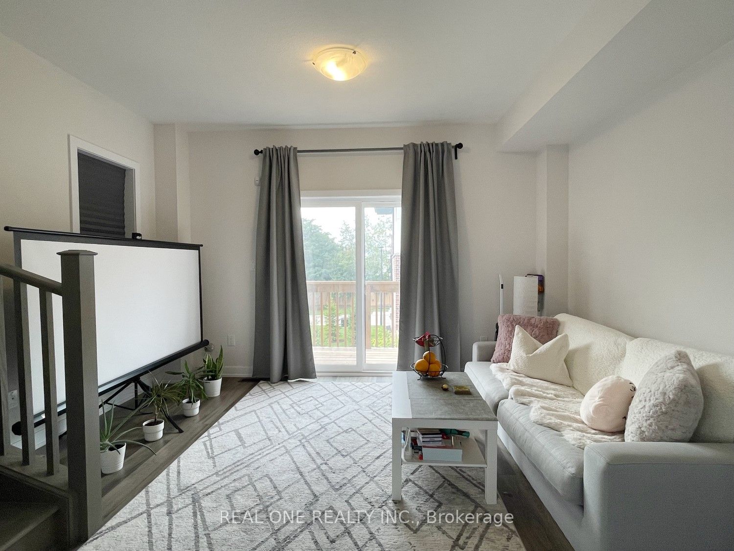 1 Markle Crescent, Hamilton, ON L9G 0H3 photo 5