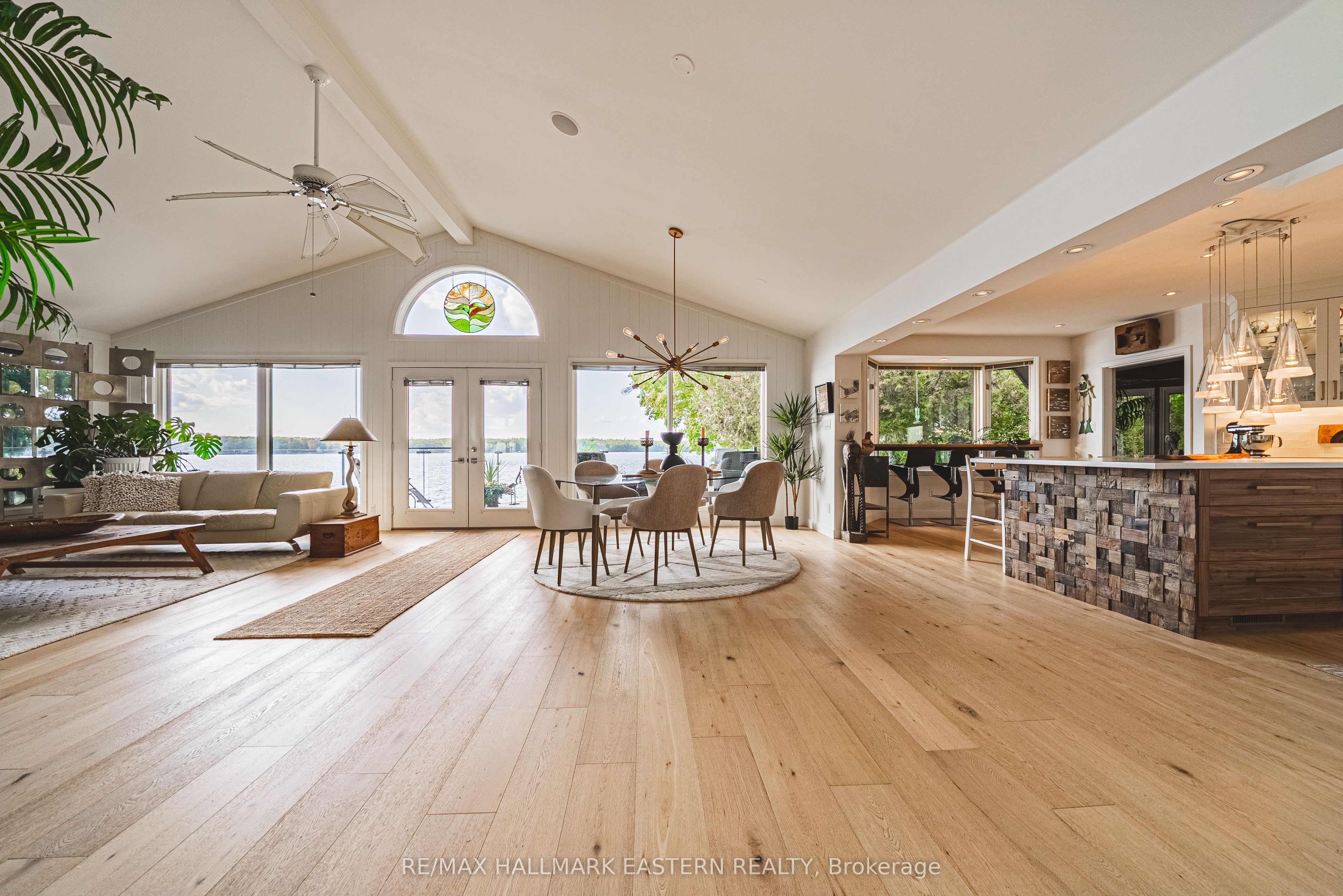 1052 Tedford Lane, Douro-Dummer, ON K0L 2H0 photo 5