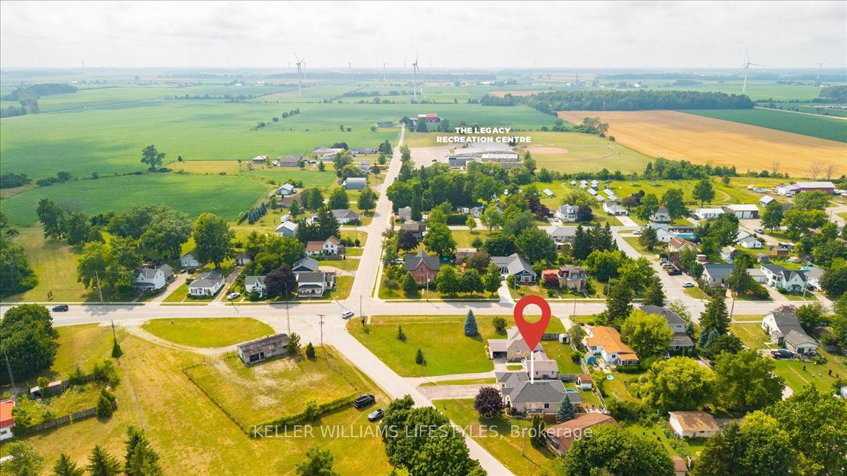 72 Allen Street, Lambton Shores, ON N0M 2N0 photo 2