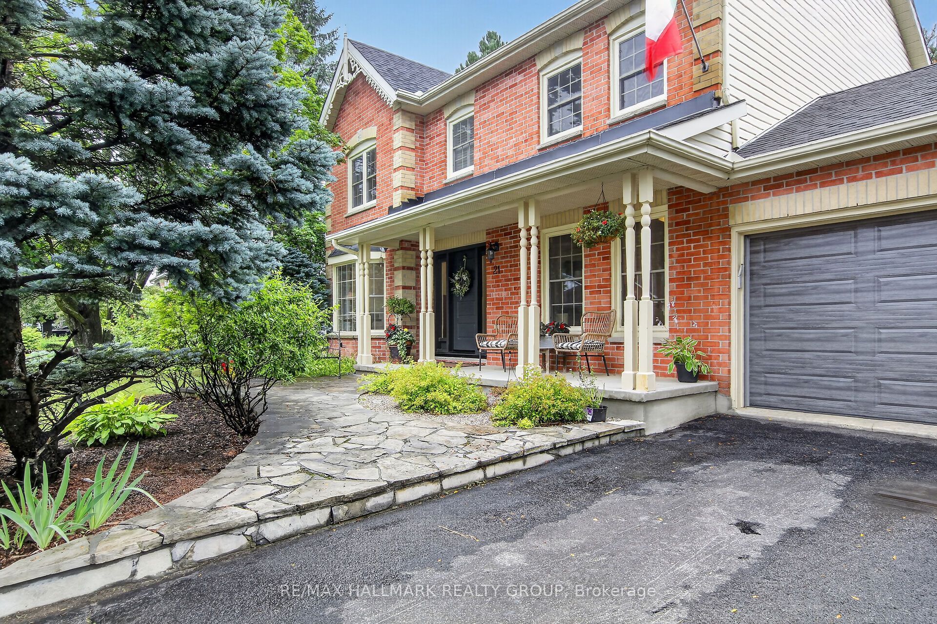 21 Delamere Drive, Stittsville - Munster - Richmond, ON K2S 1G7 photo 2
