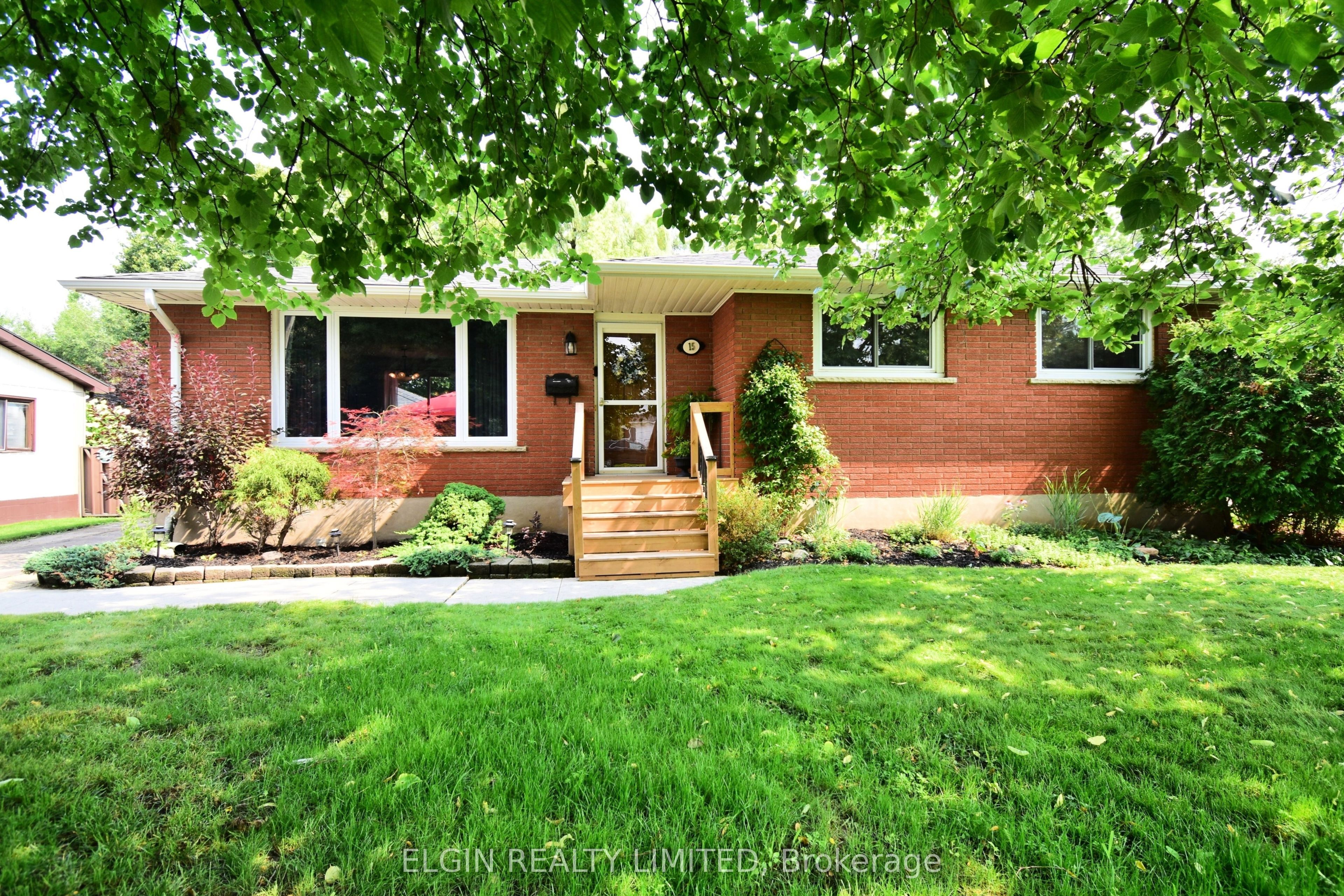 15 Steele Street, St. Thomas, ON N5R 2Y2 photo 3