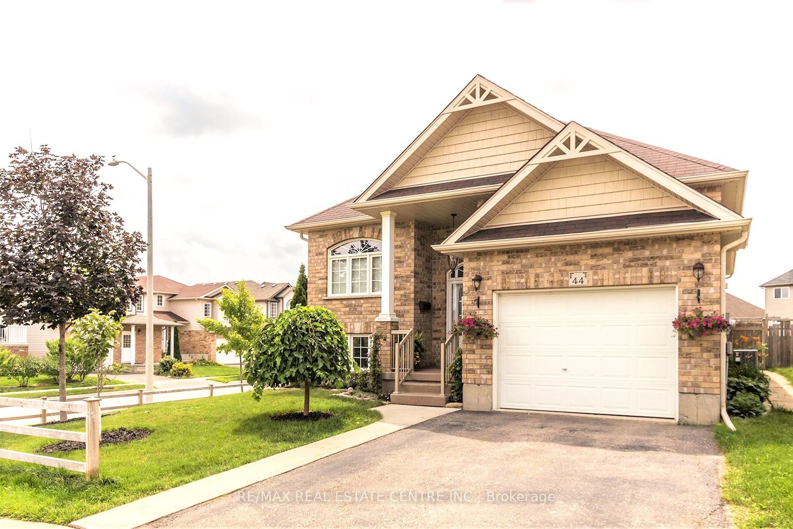 44 Lemon Grass Street, Kitchener, ON N2N 3R5 photo 2