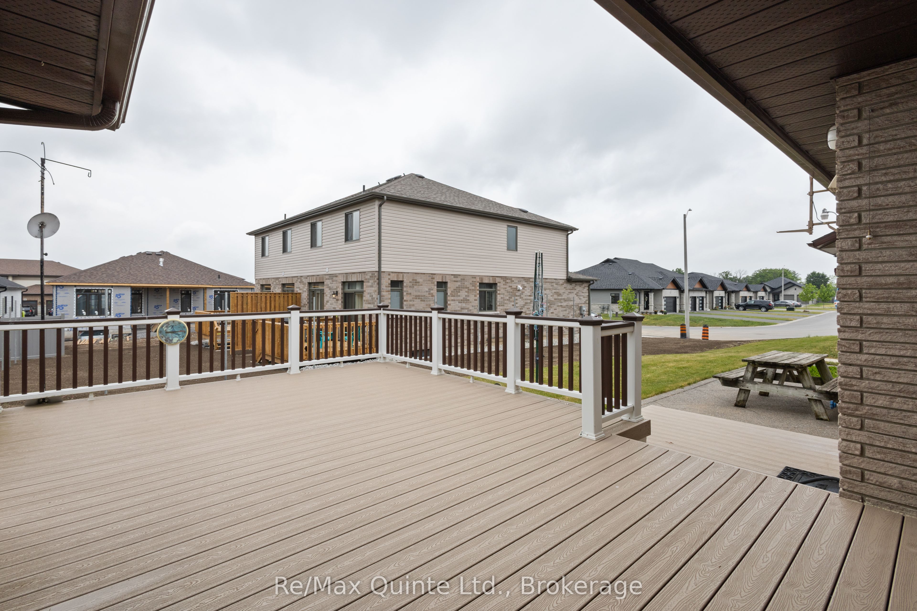 366 Farnham Road, Belleville, ON K8N 4Z5 photo 5