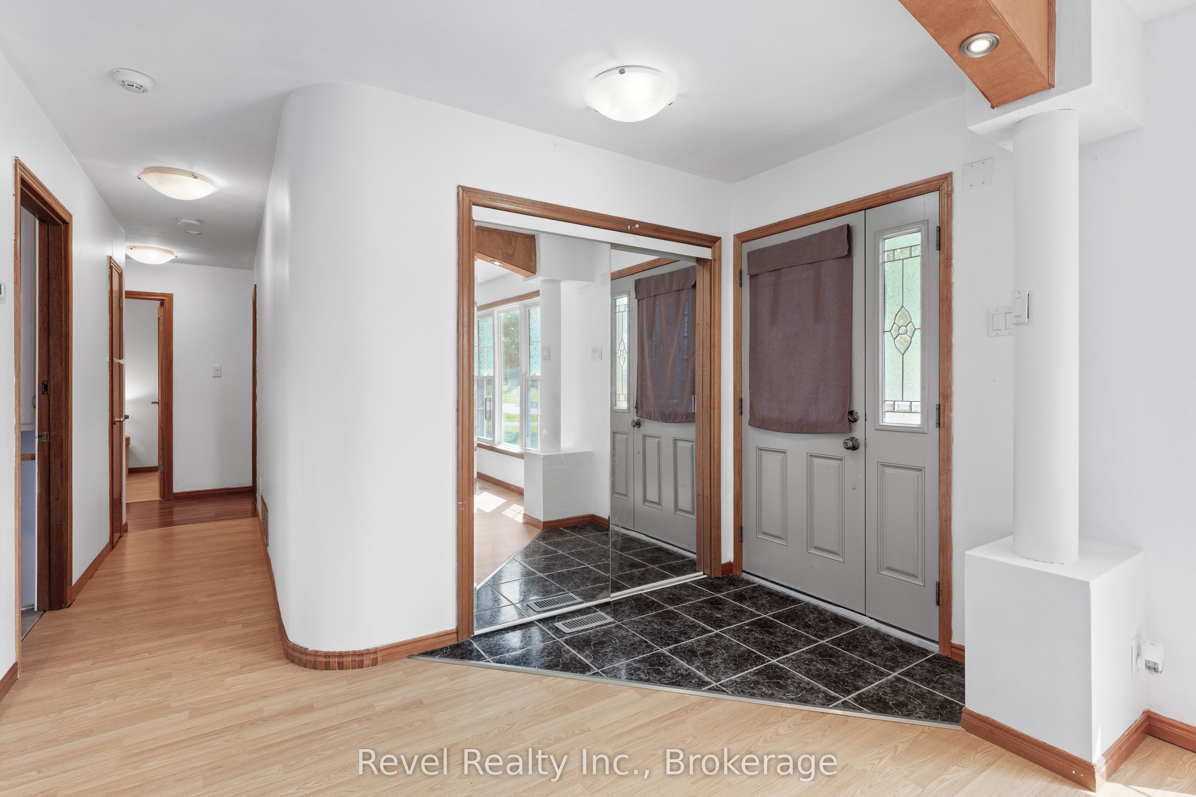 142 Sanderling Crescent, Kawartha Lakes, ON K9V 5L2 photo 3