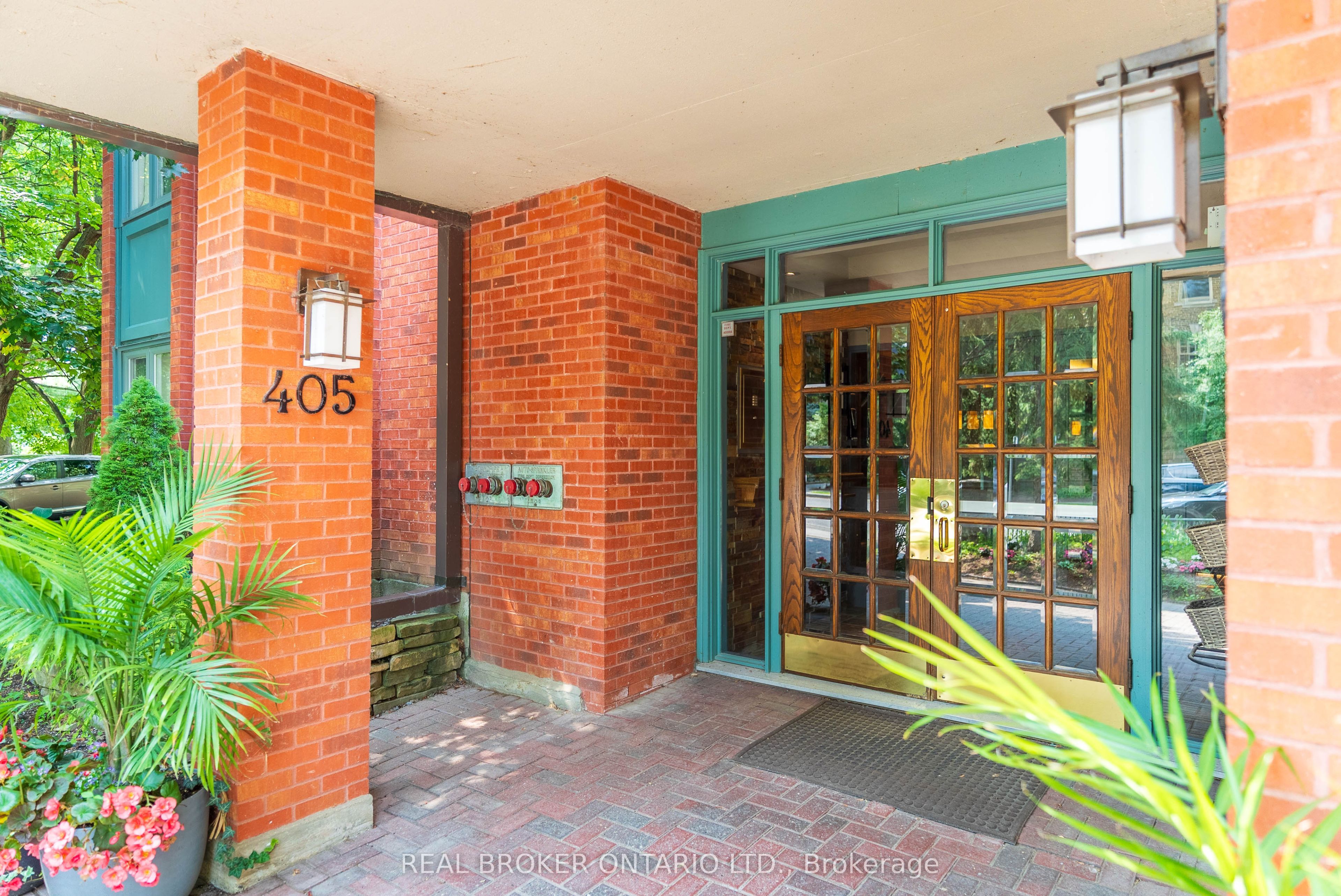 405 Laurier Avenue E 10, Lower Town - Sandy Hill, ON K1N 6R4 photo 2