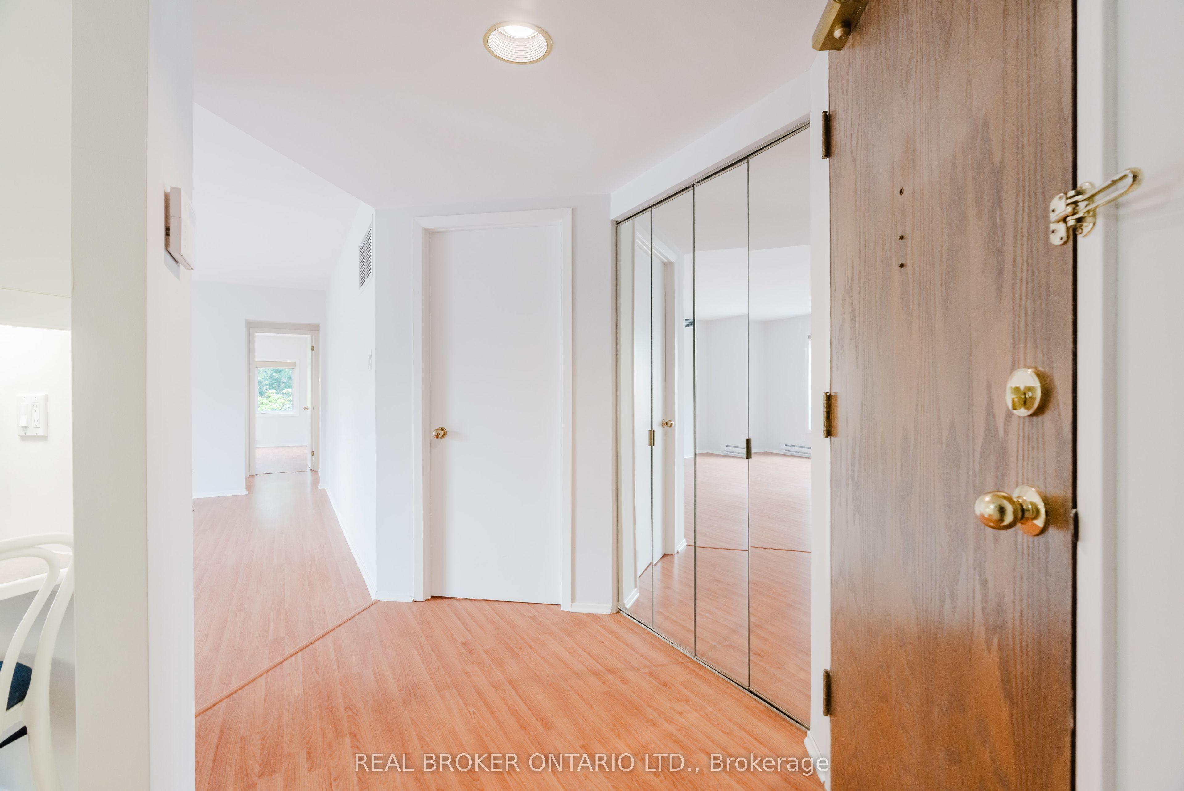 405 Laurier Avenue E 10, Lower Town - Sandy Hill, ON K1N 6R4 photo 4