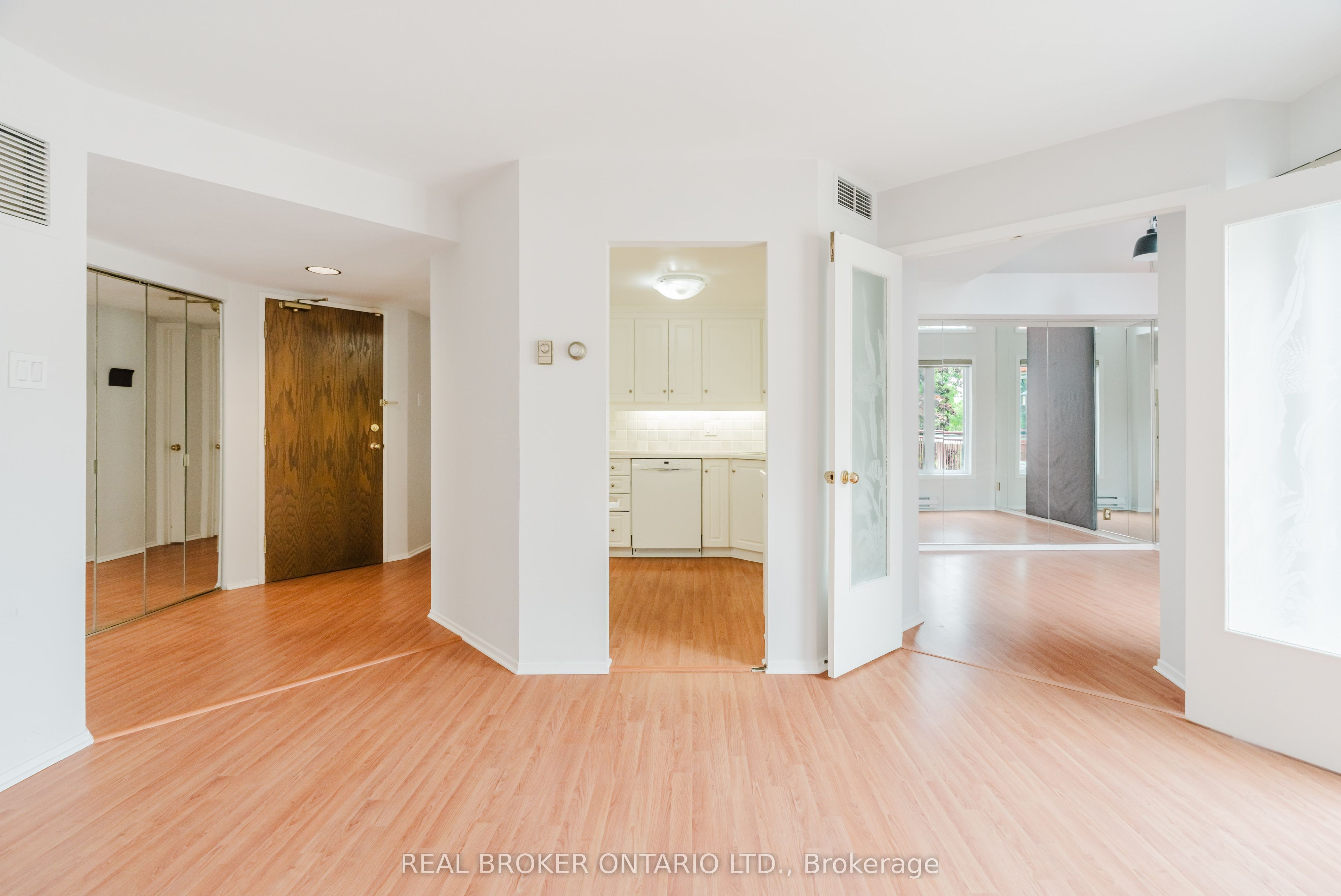 405 Laurier Avenue E 10, Lower Town - Sandy Hill, ON K1N 6R4 photo 5
