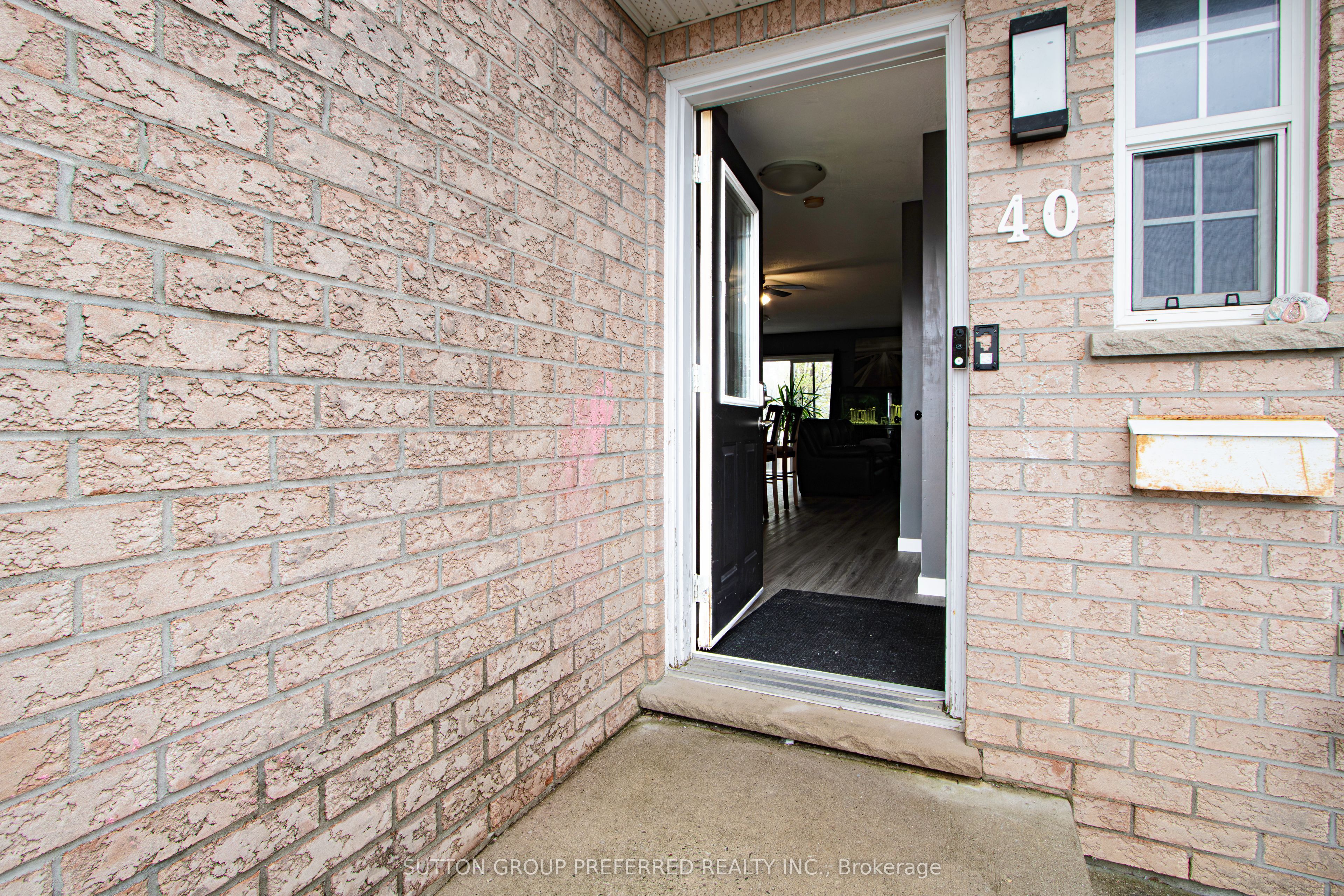 40 Katie Lane, Strathroy-Caradoc, ON N7G 4E5 photo 4