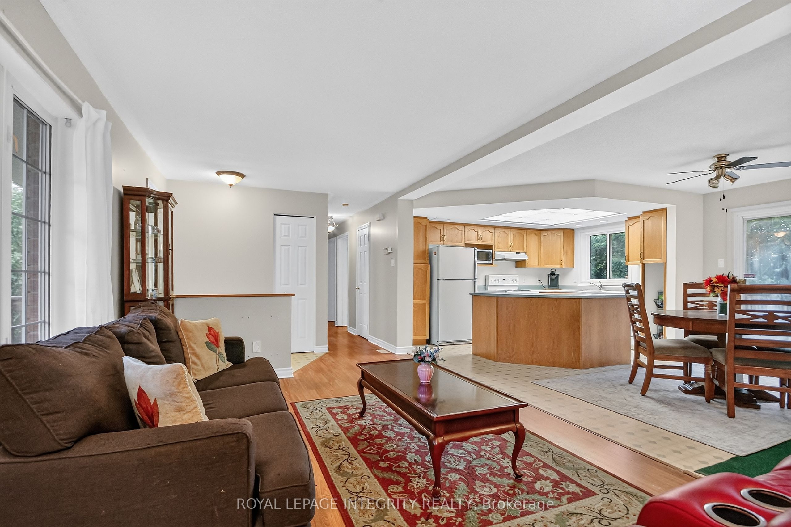8308 ROSEFIRE Drive, Greely - Metcalfe - Osgoode - Vernon and Area, ON K0A 2P0 photo 5
