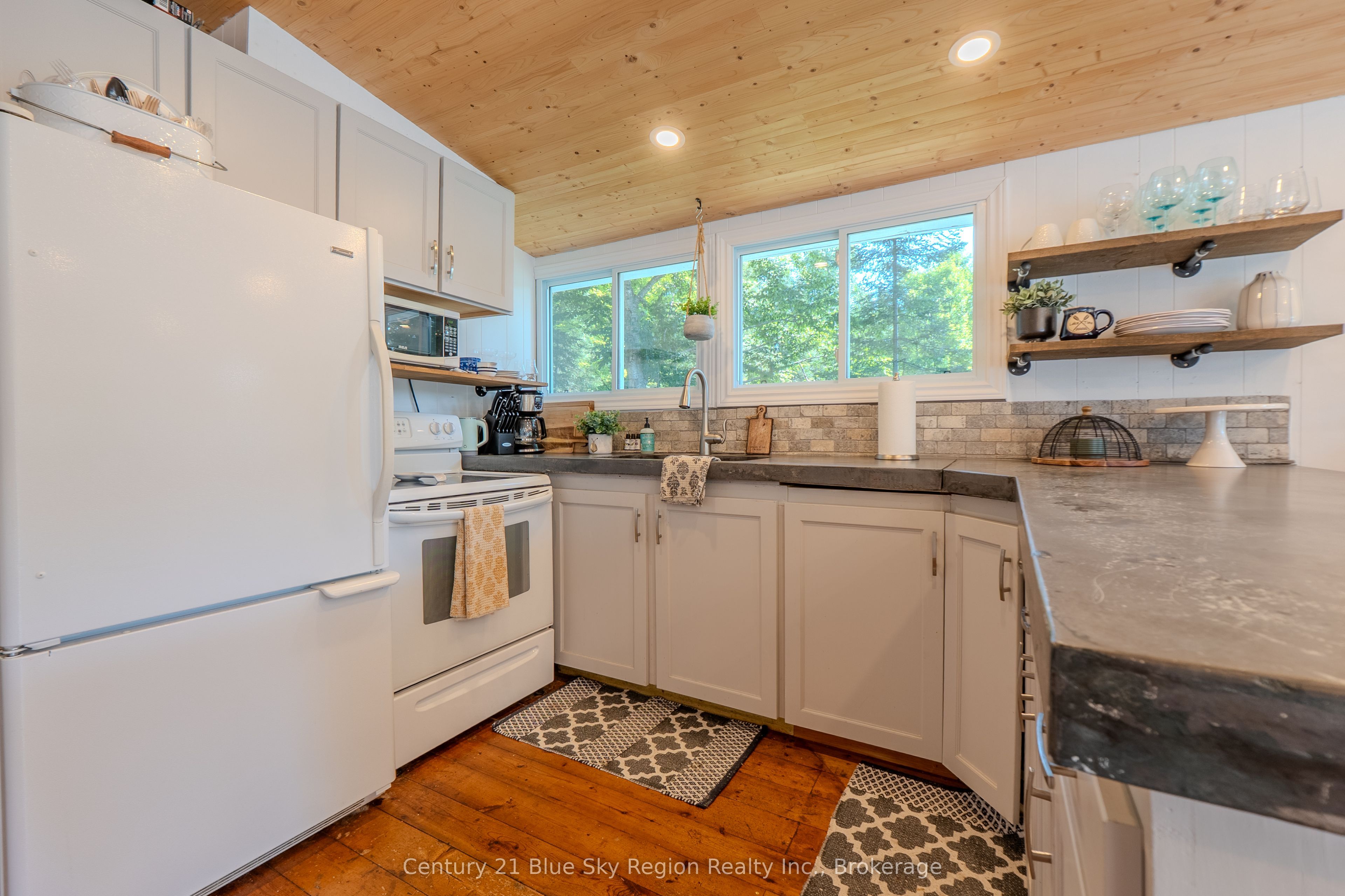 2149 Peninsula Road, North Bay, ON P1B 8G4 photo 4