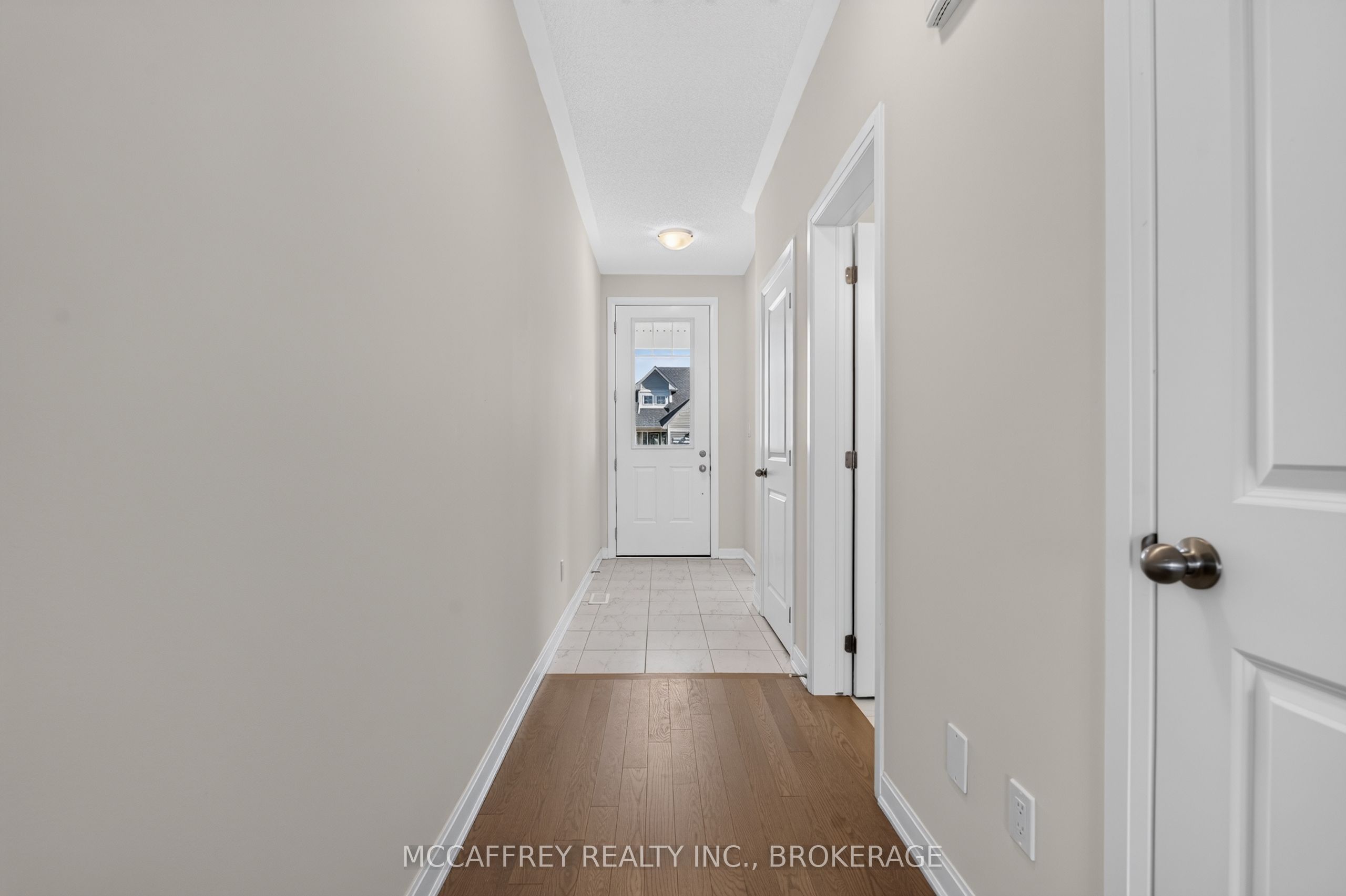 19 Oakmont Drive, Loyalist, ON K0H 1G0 photo 3