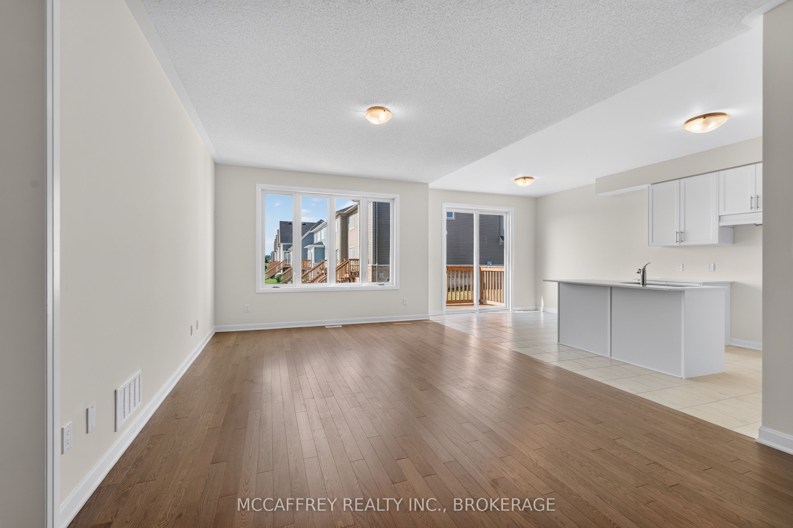 19 Oakmont Drive, Loyalist, ON K0H 1G0 photo 5