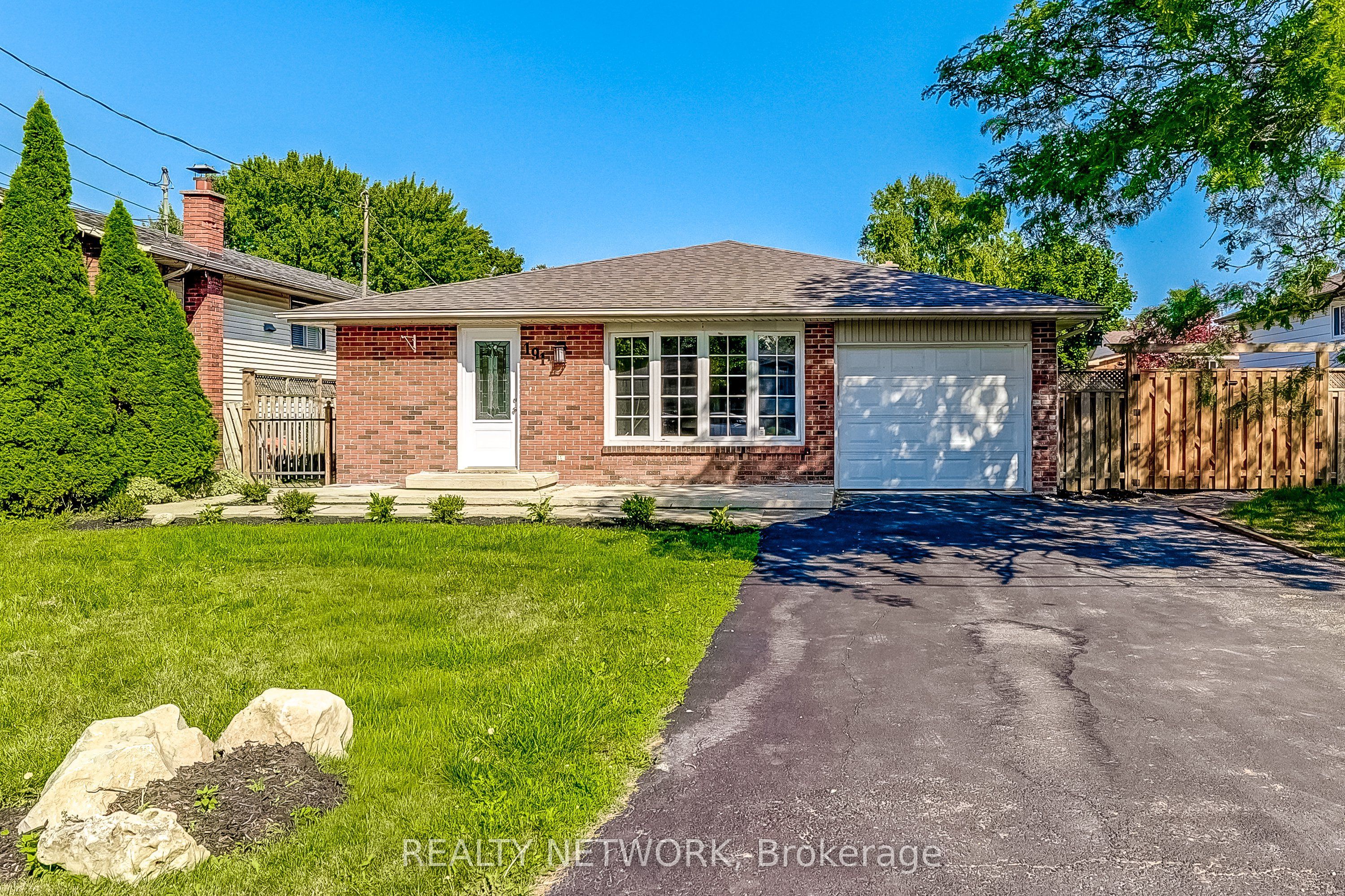191 Glenmor Drive, Haldimand, ON N3W 1K3 photo 2