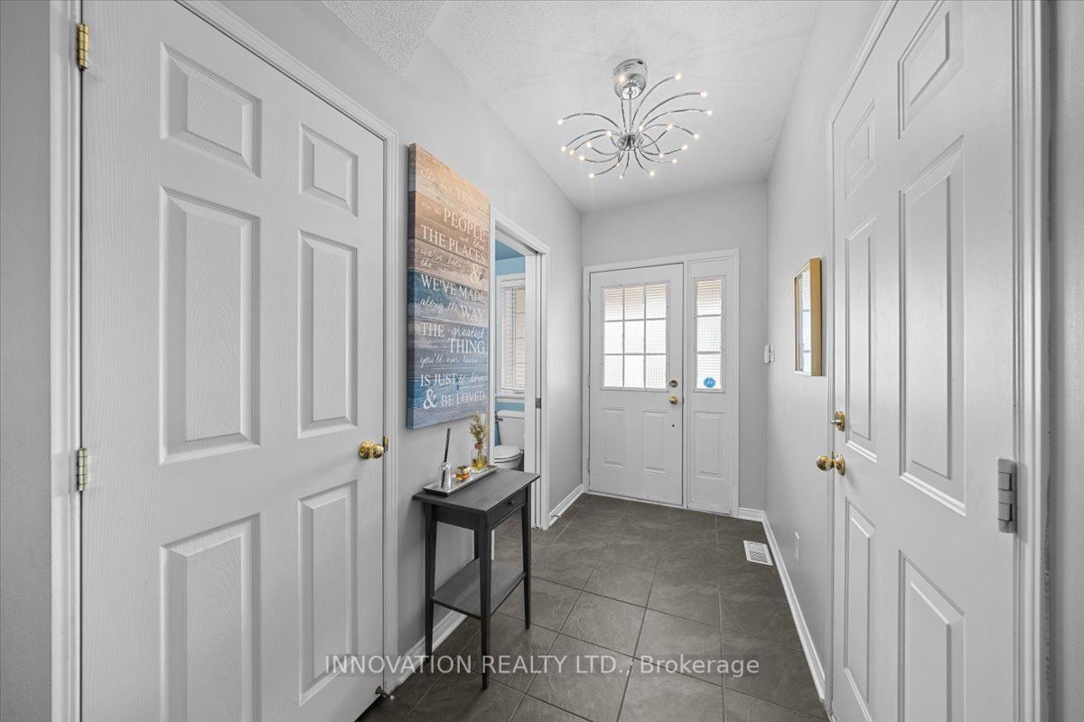 195 Golflinks Drive, Barrhaven, ON K2J 5M8 photo 5