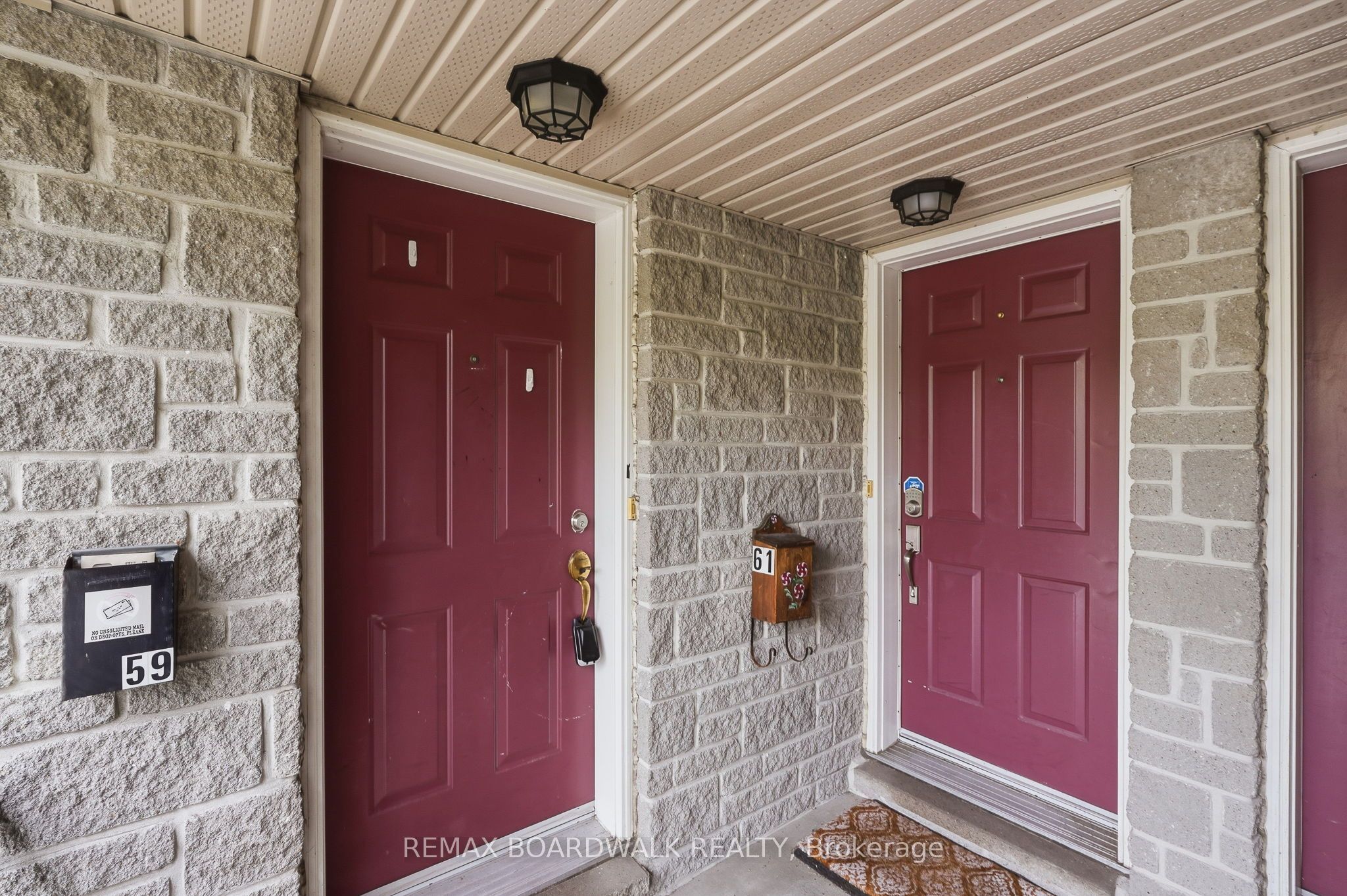 59 Strathaven Private 84, Cyrville - Carson Grove - Pineview, ON K1J 1K7 photo 3