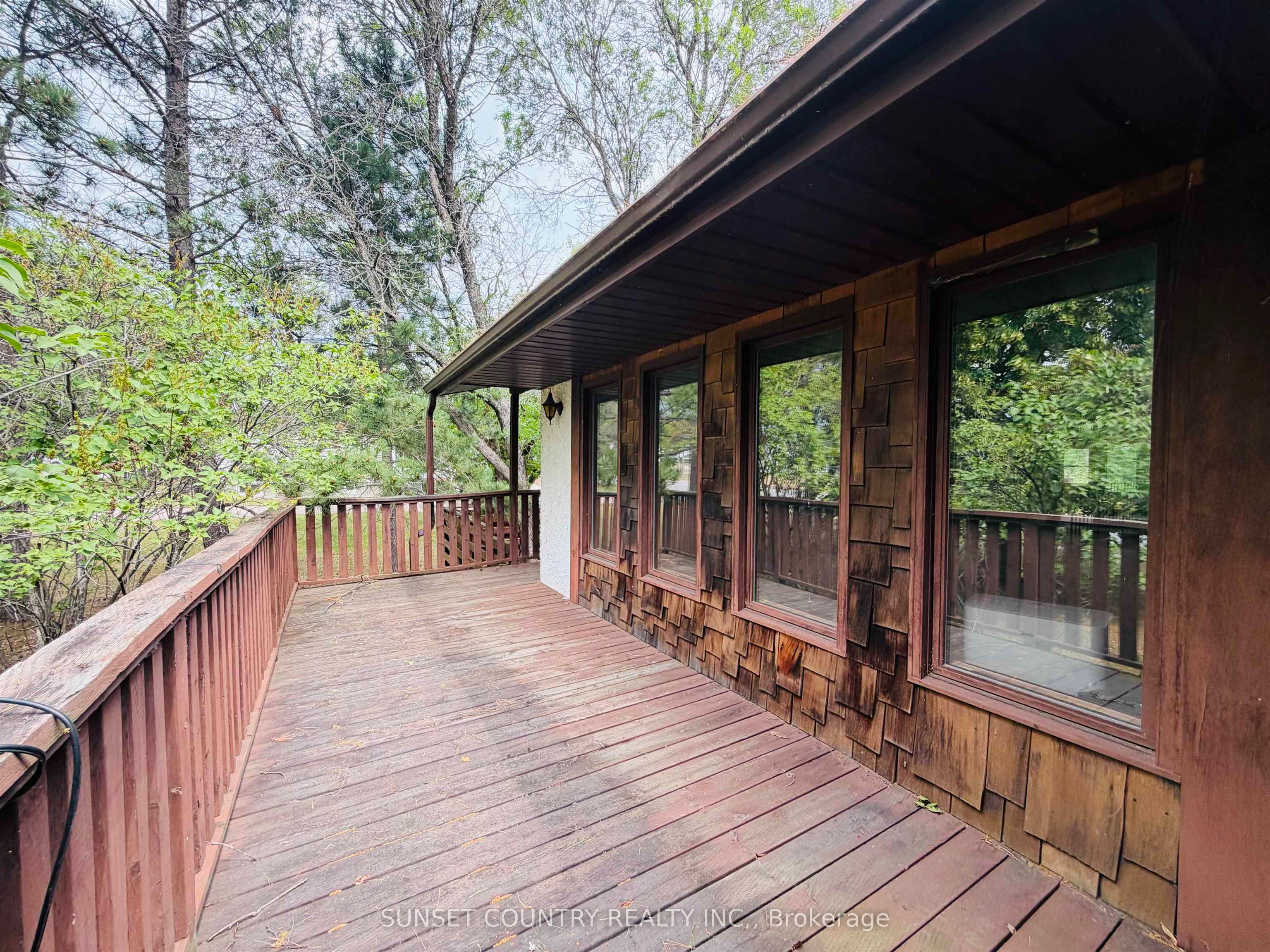 239 Memorial Avenue, Dryden, ON P8N 2M6 photo 5