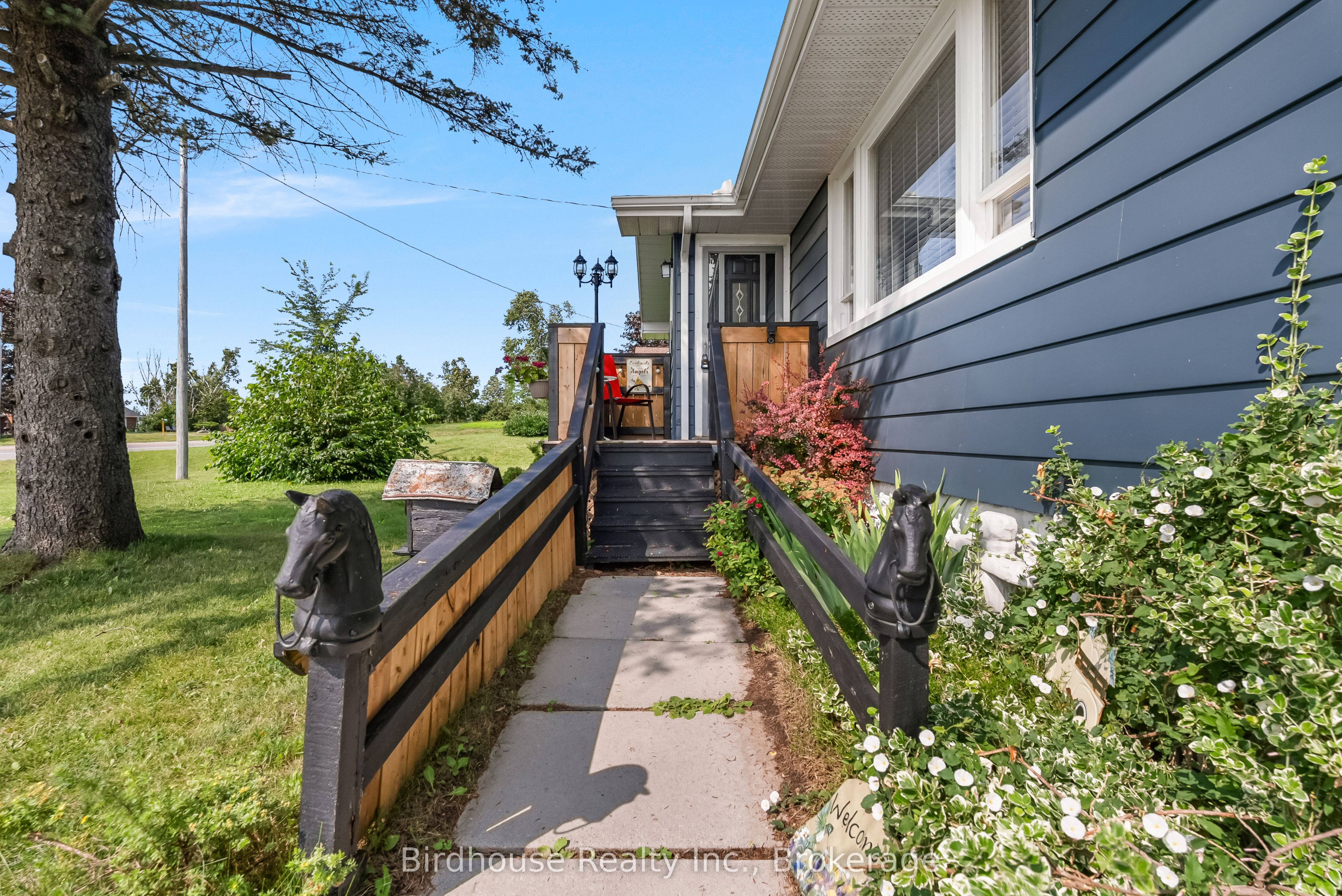 1499 Highway 7, Kawartha Lakes, ON K0M 2M0 photo 5