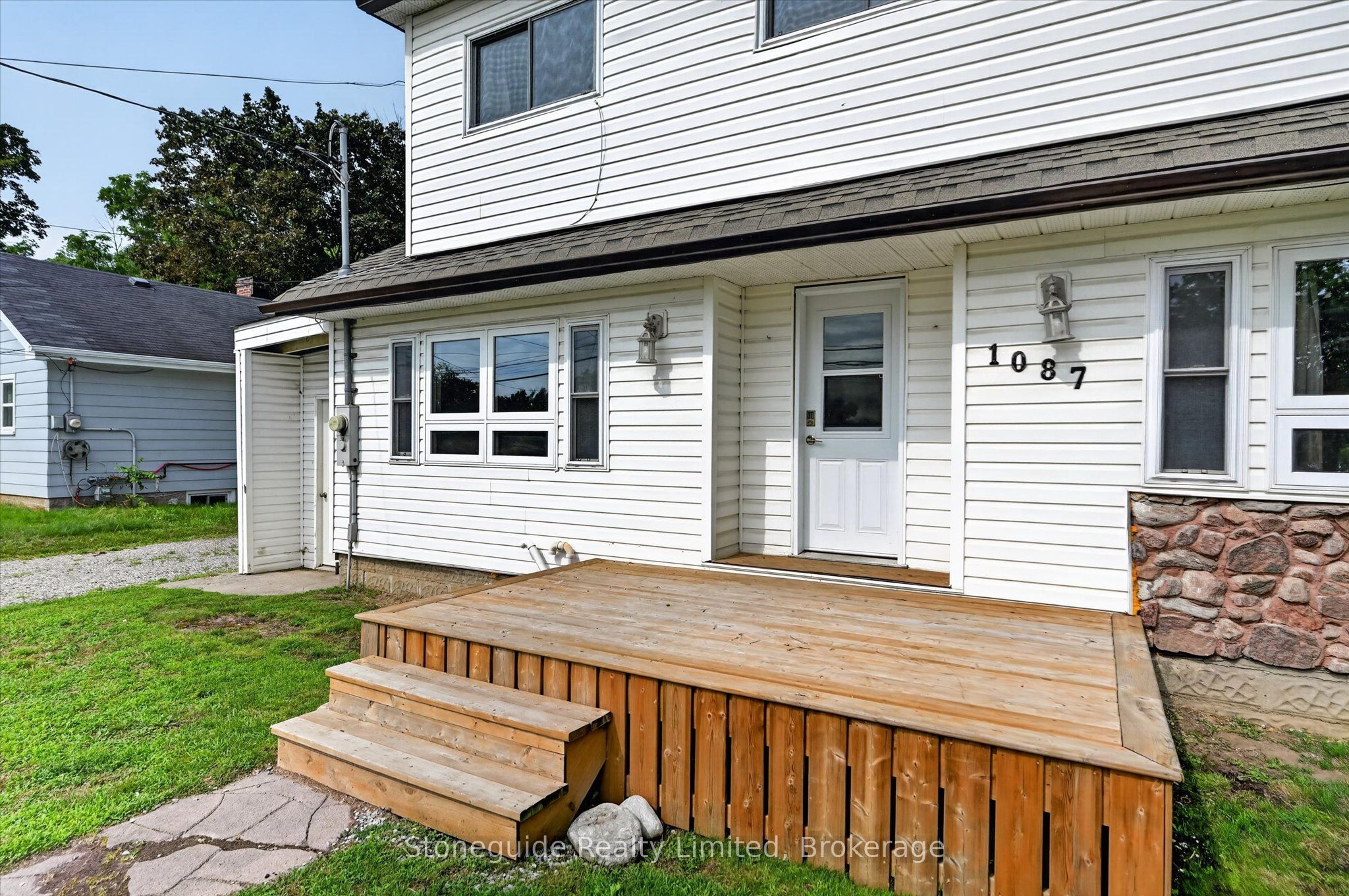 1087 Water Street, Peterborough, ON K9H 3P7 photo 3