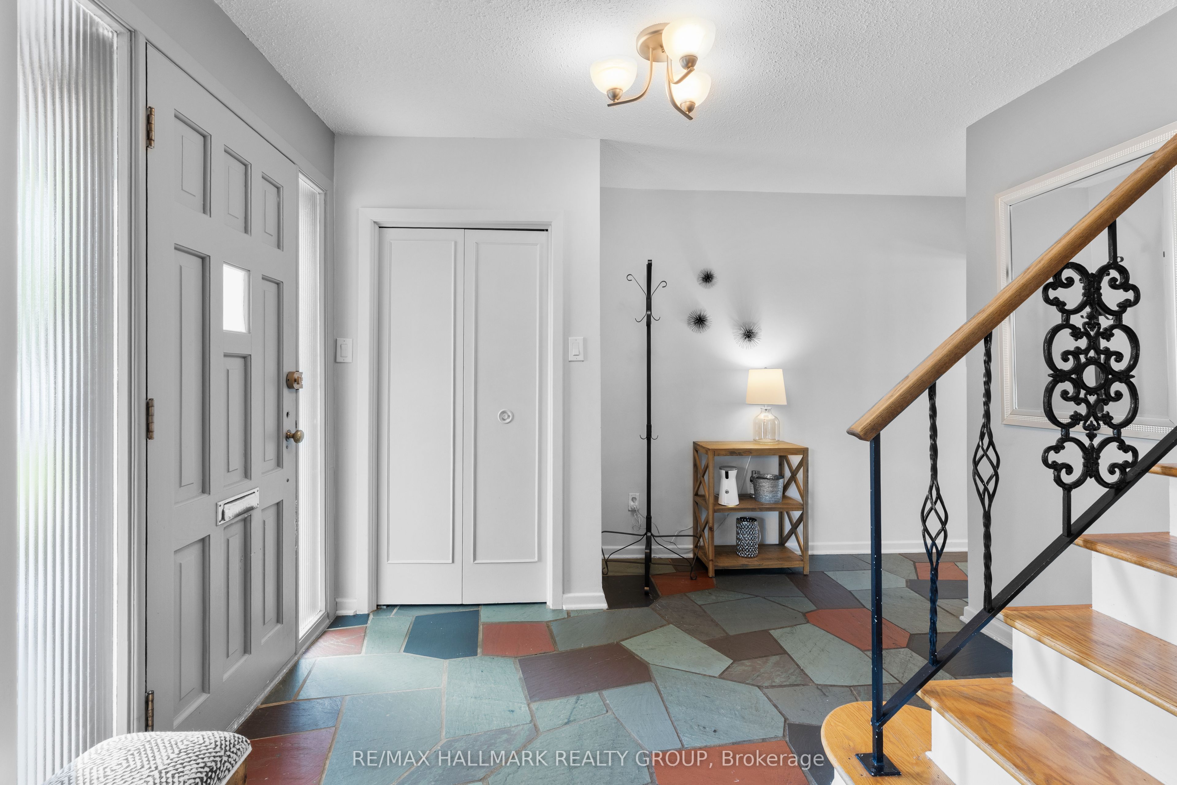 932 Dresden Crescent, Britannia Heights - Queensway Terrace N and Area, ON K2B 5J1 photo 5
