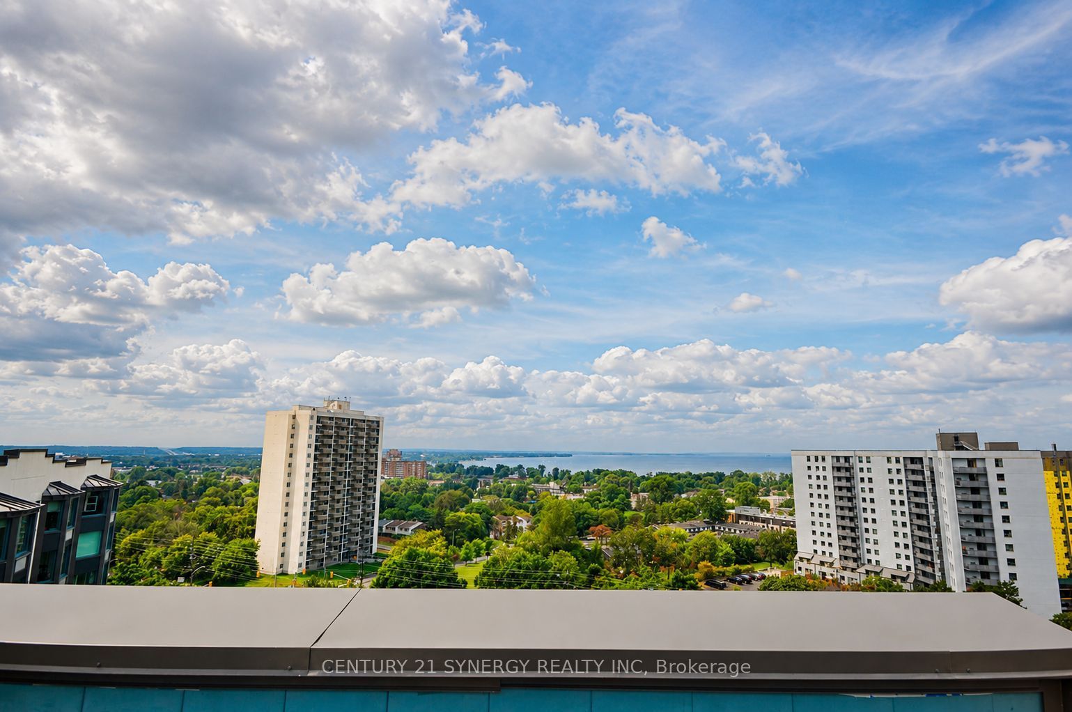 1025 Grenon Avenue 230, Britannia Heights - Queensway Terrace N and Area, ON K2B 8S5 photo 3