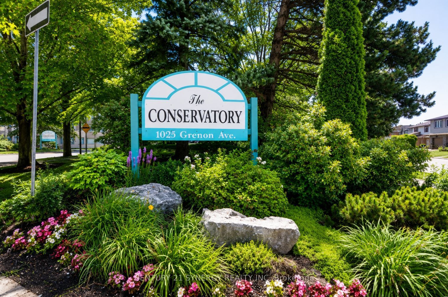 1025 Grenon Avenue 230, Britannia Heights - Queensway Terrace N and Area, ON K2B 8S5 photo 4