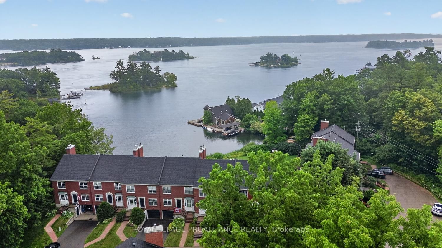 25 Country Club Place, Brockville, ON K6V 6T8 photo 4