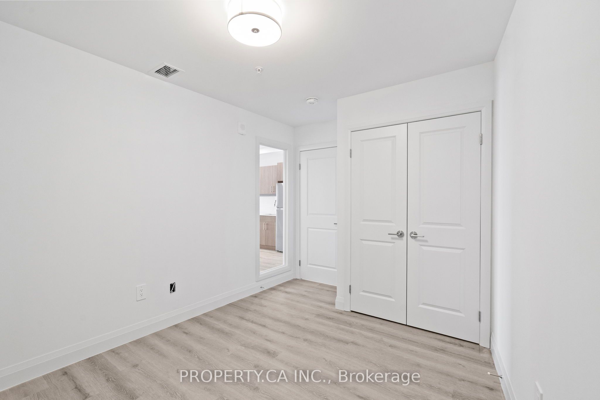 1333 Weber Street E 210, Kitchener, ON N2A 1C2 photo 4